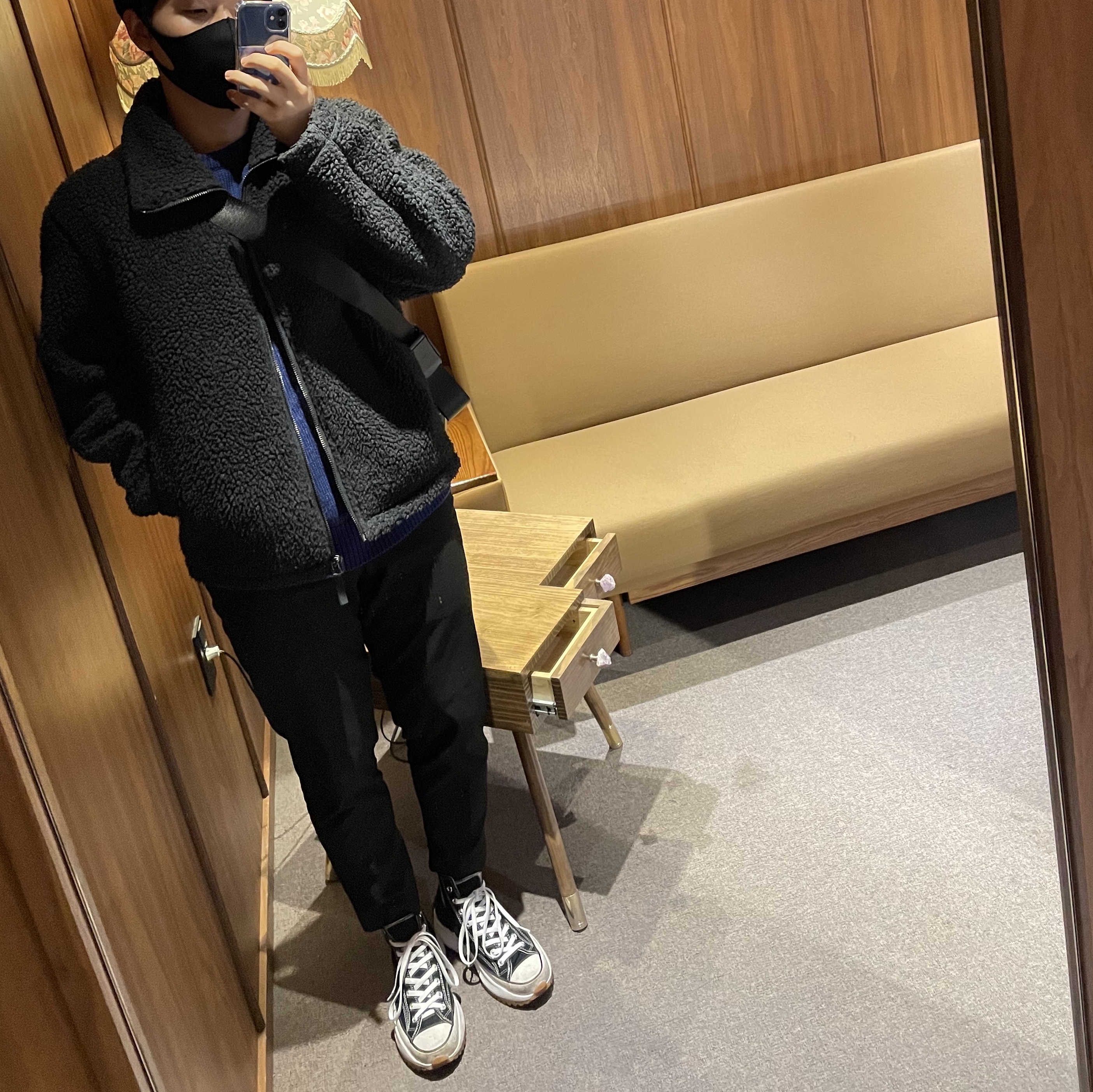 Converse Run Star Hike Hi Black White Gum 착용 스타일