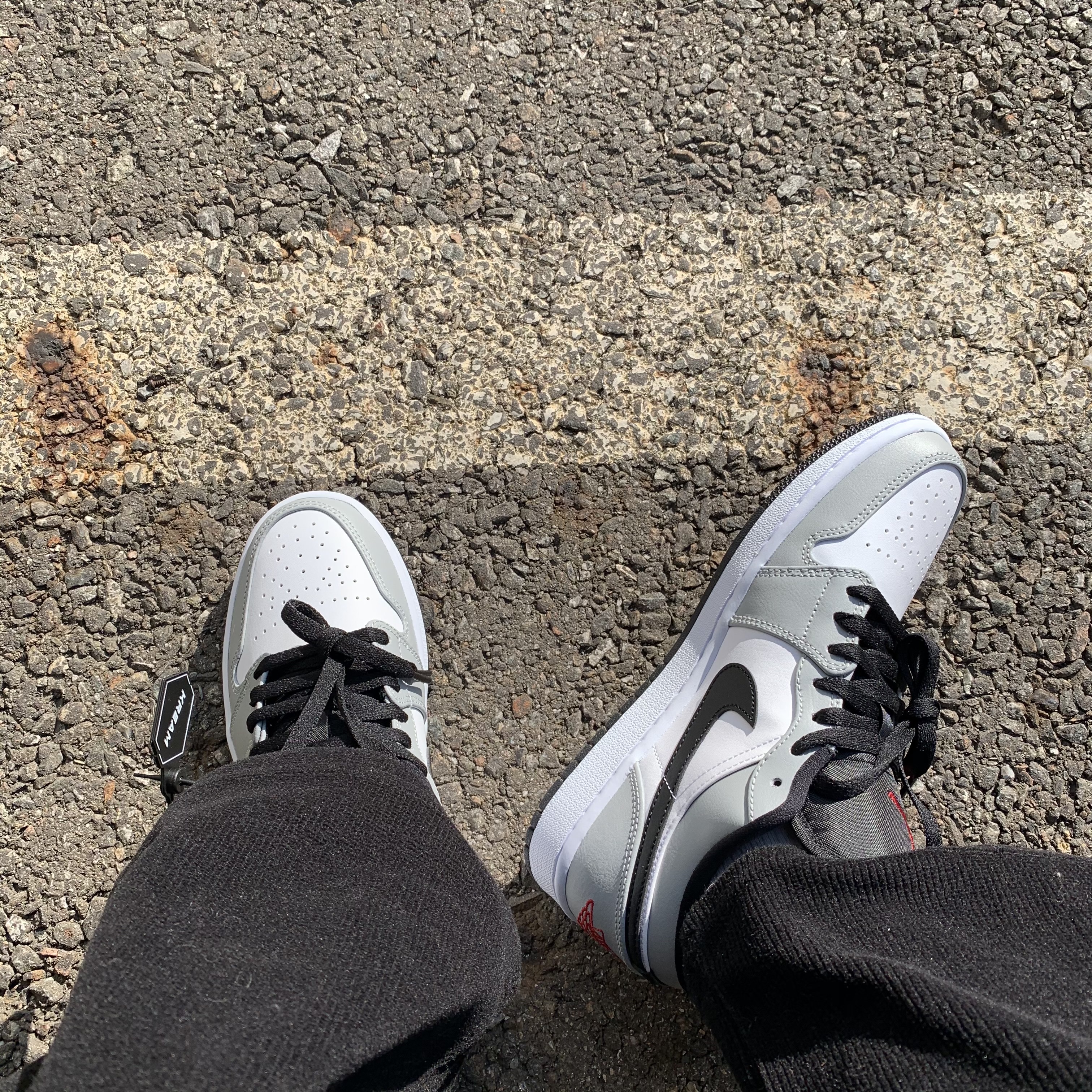 Jordan 1 Low Light Smoke Grey 착용 스타일