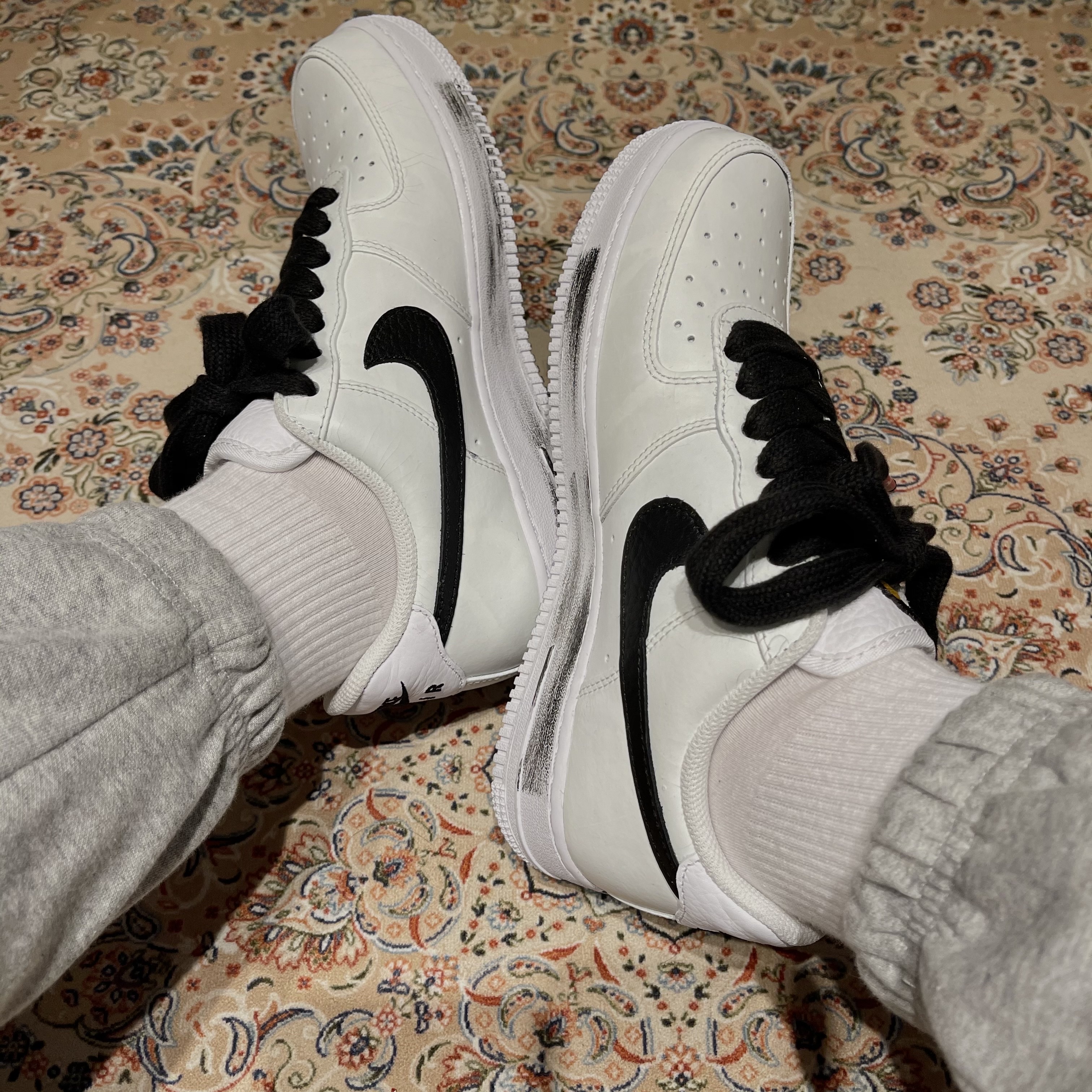 Nike x Peaceminusone Air Force 1 Low Para-Noise 2.0 착용 스타일