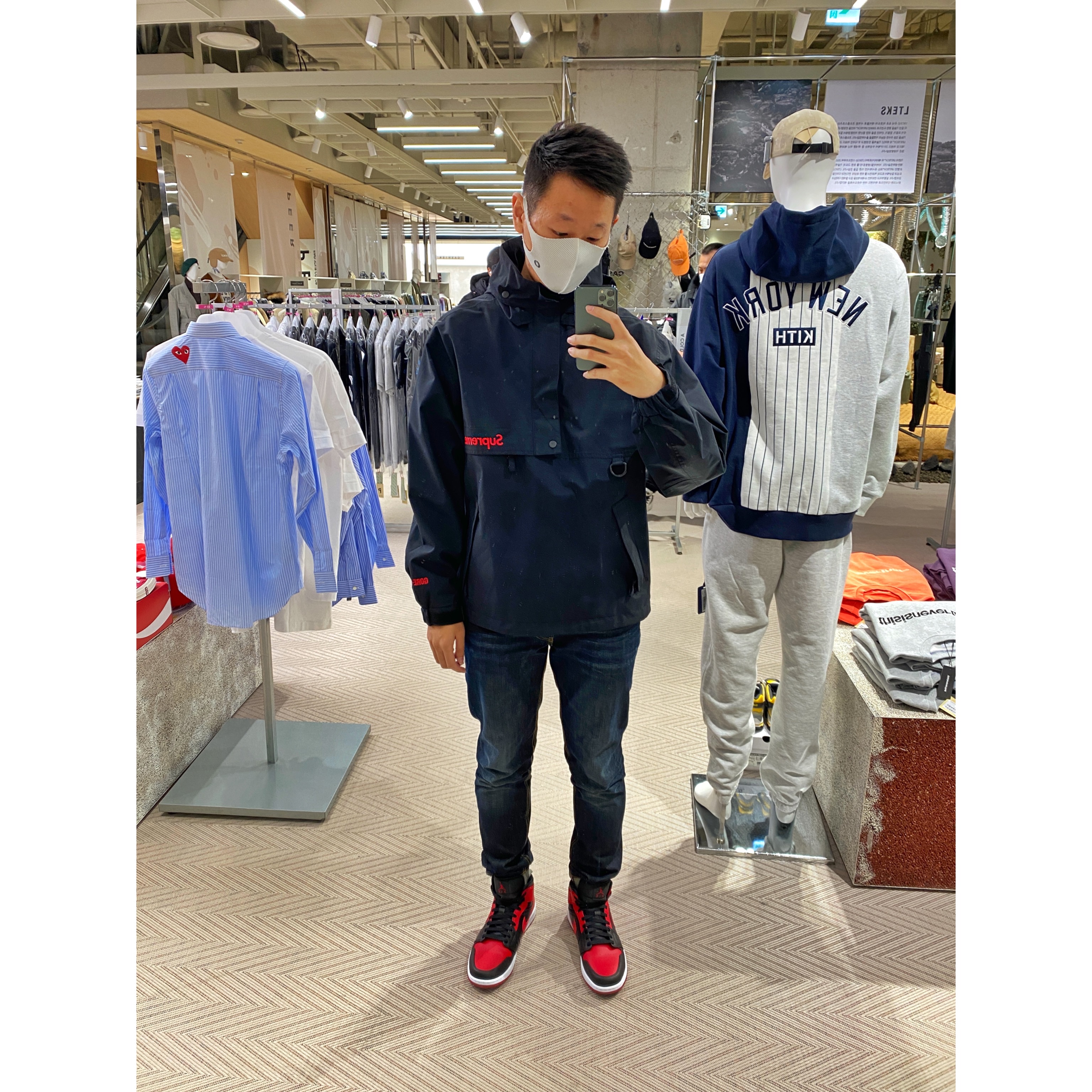 Jordan 1 Mid Bred Banned 2020, Nike Air More Uptempo Black White 2020 착용 스타일 - 1