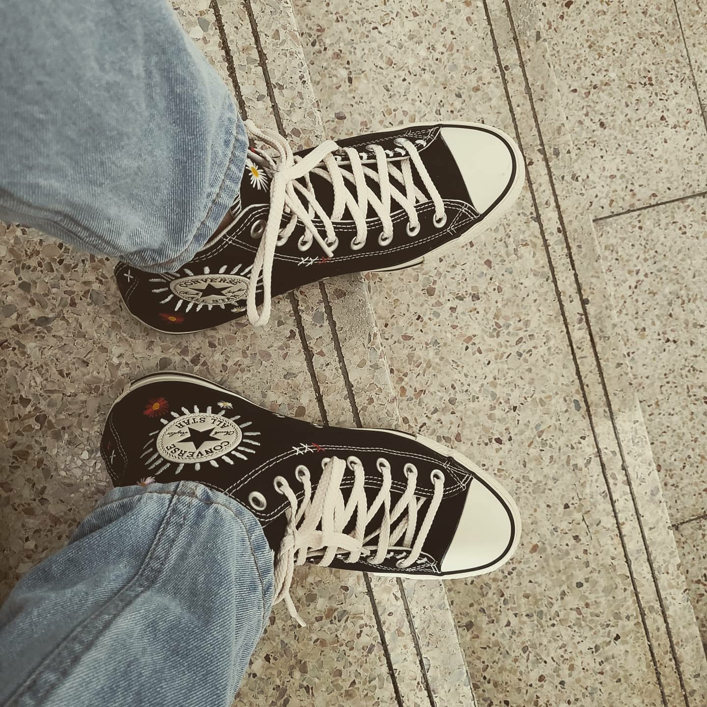 (W) Converse Chuck Taylor All Star Hi Self Expression Black 착용 스타일