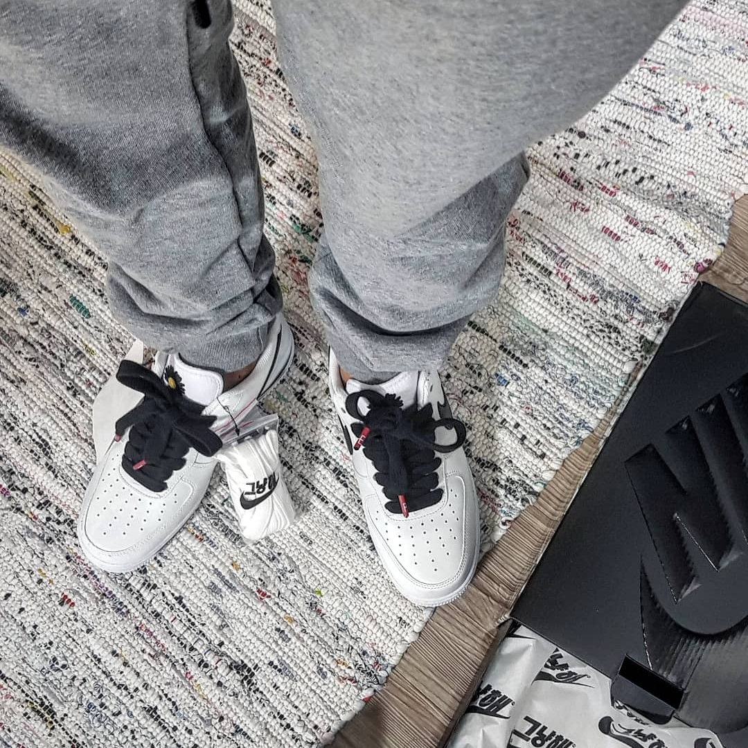 Nike x Peaceminusone Air Force 1 Low Para-Noise 2.0 착용 스타일