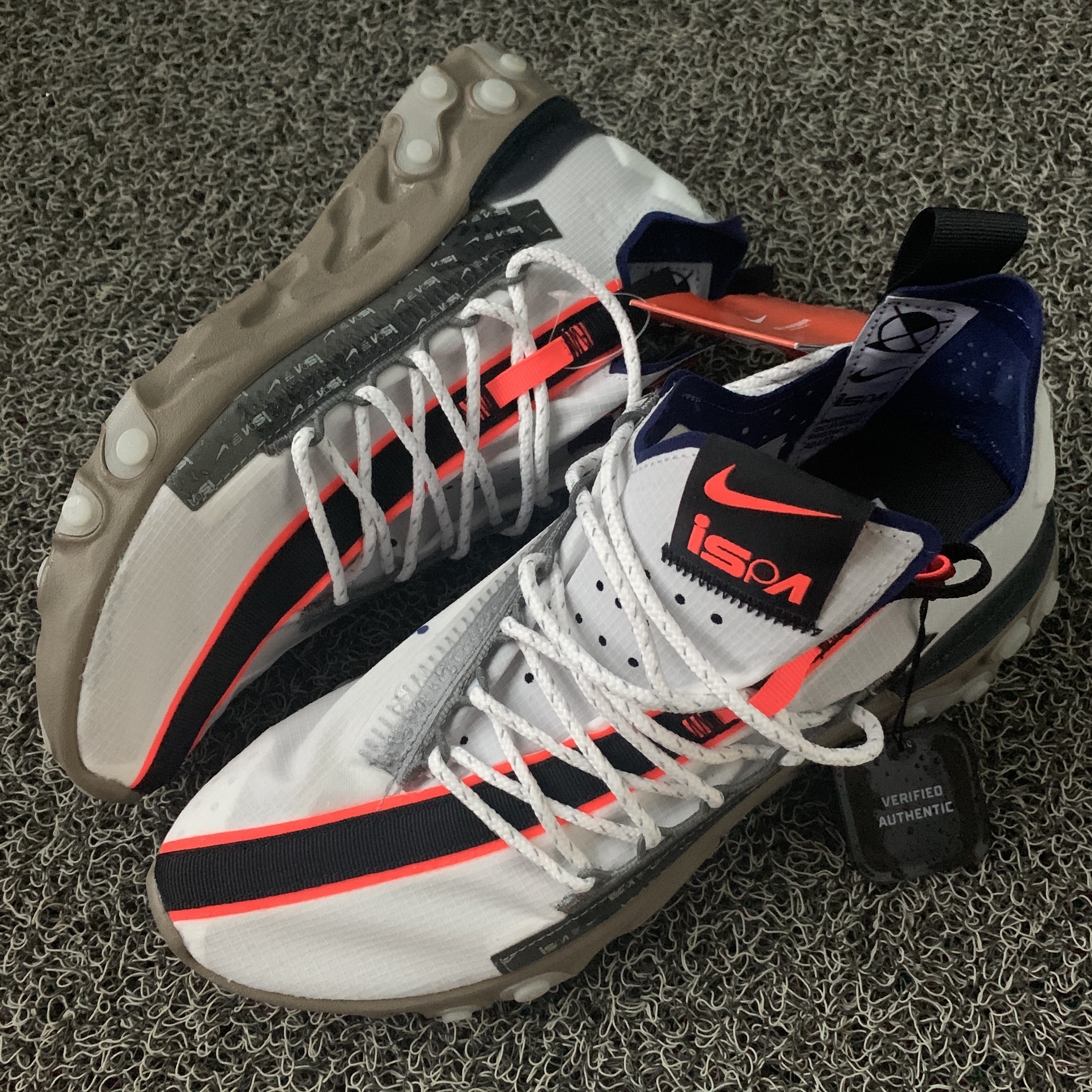 ispa react low summit white