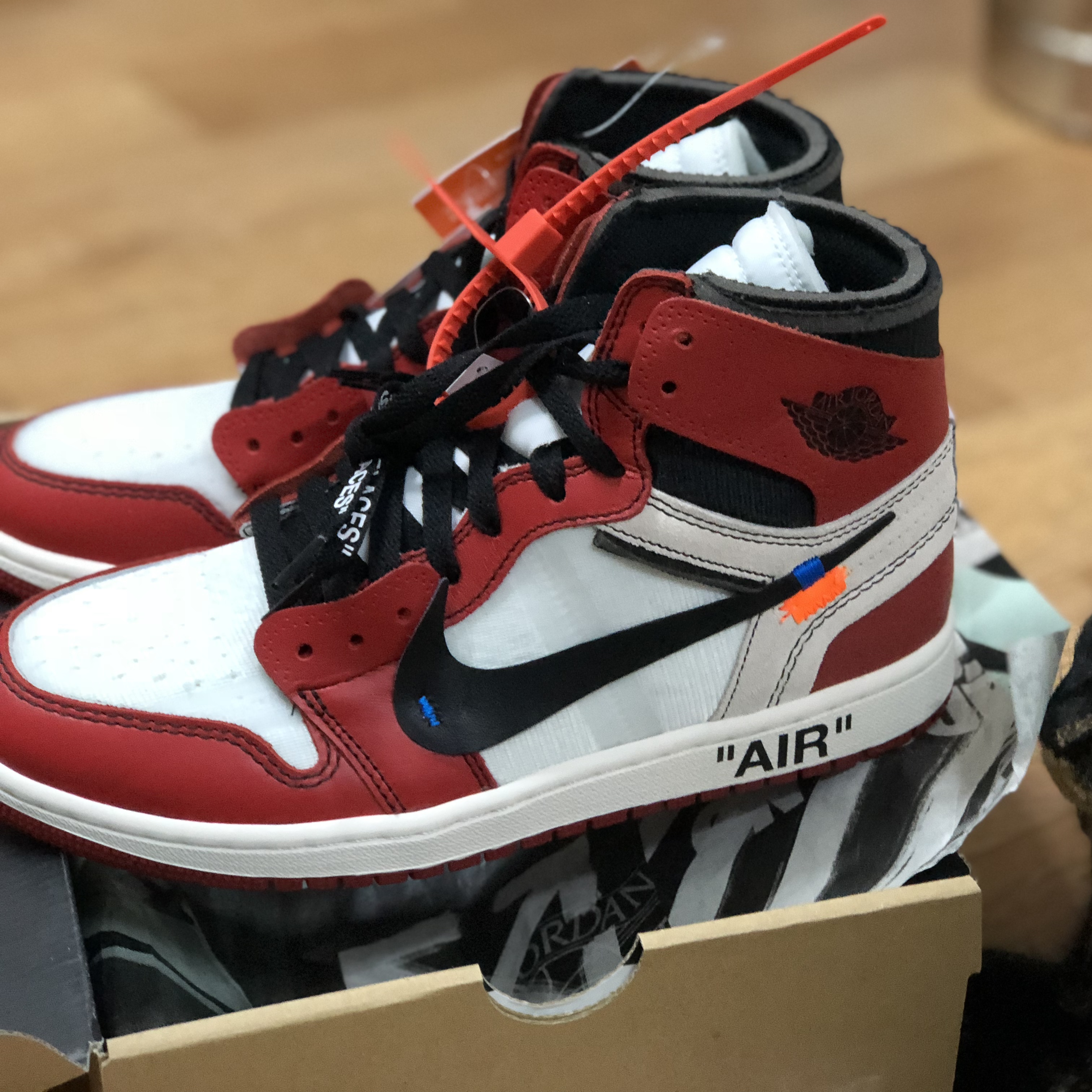 Jordan 1 x Off-White Retro High Chicago The Ten 착용 스타일