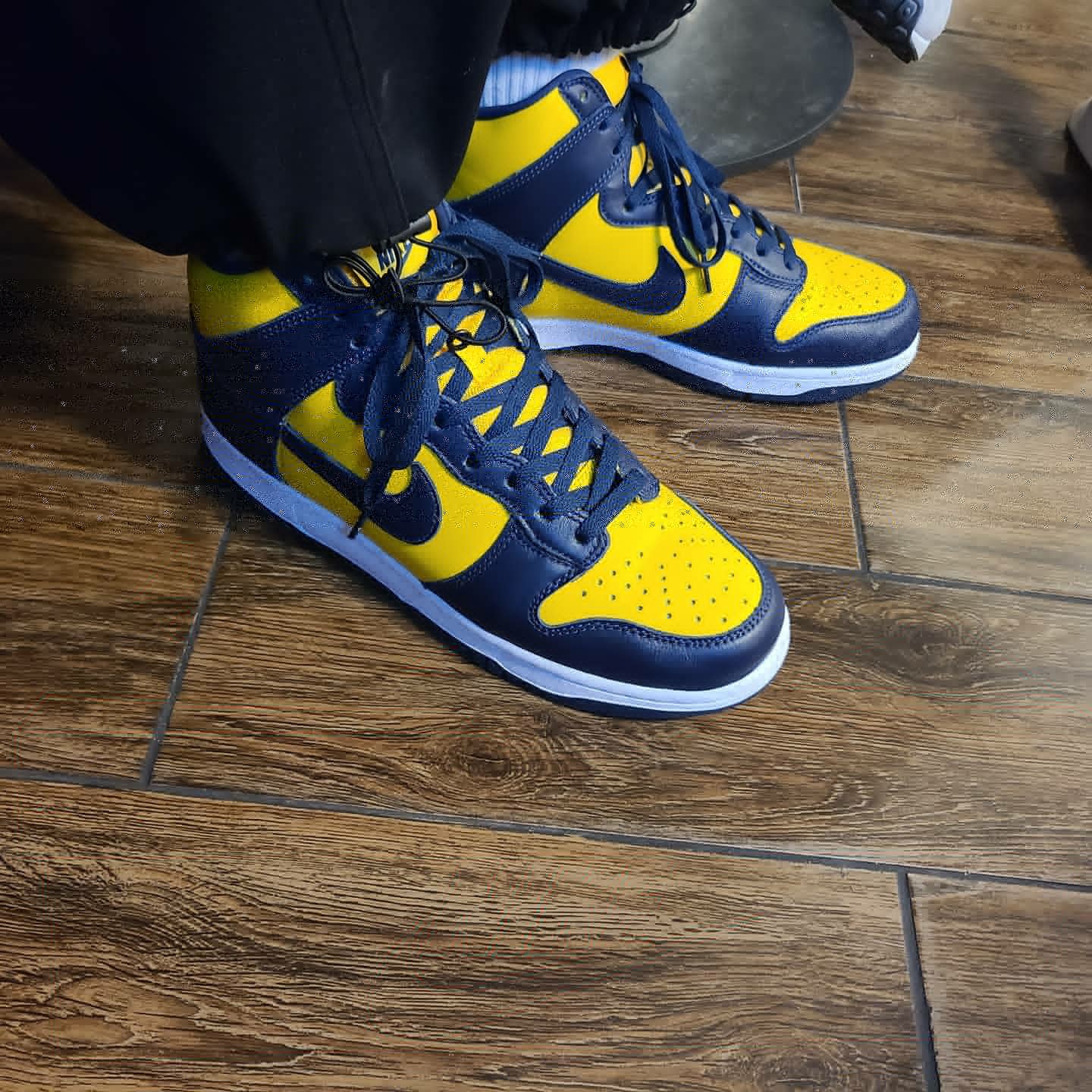 Nike Dunk High SP Maize & Blue 착용 스타일 - 2