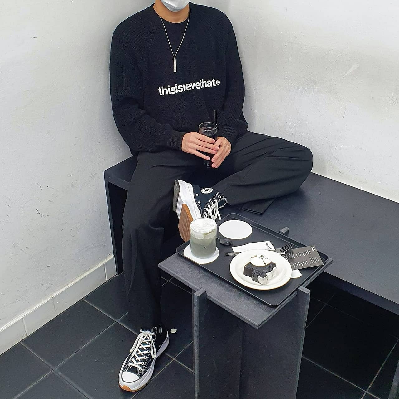 Converse Run Star Hike Hi Black White Gum 착용 스타일