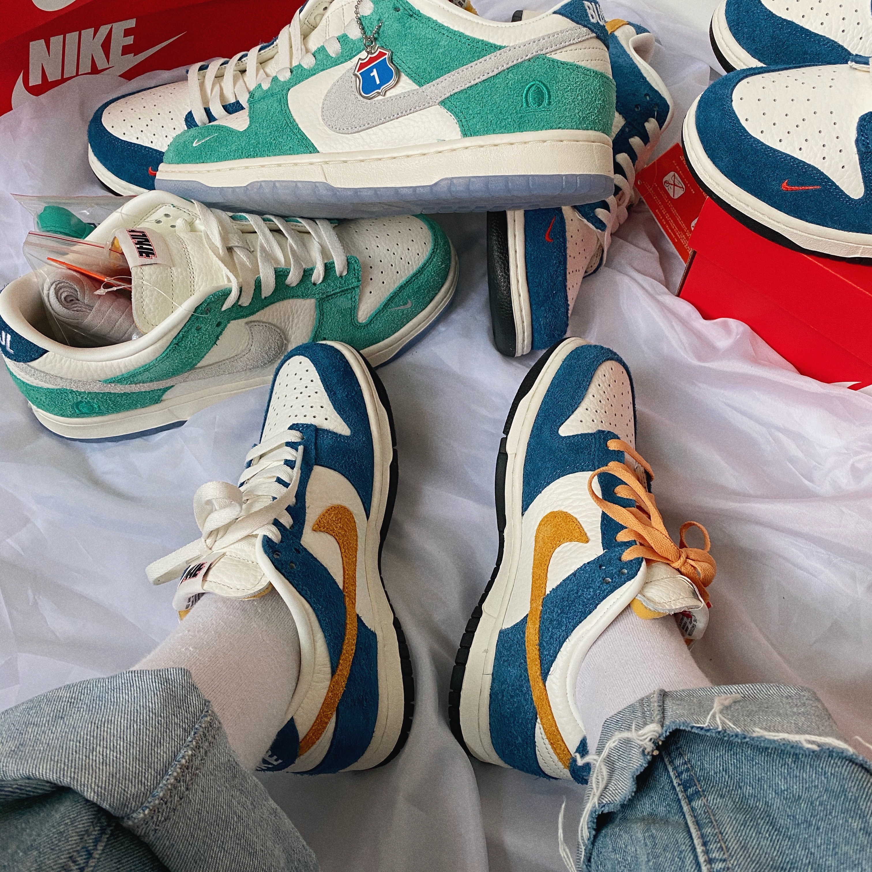 Nike x Kasina Dunk Low 80's Bus, Nike x Kasina Dunk Low Road Sign - Kasina Exclusive 착용 스타일 - 1