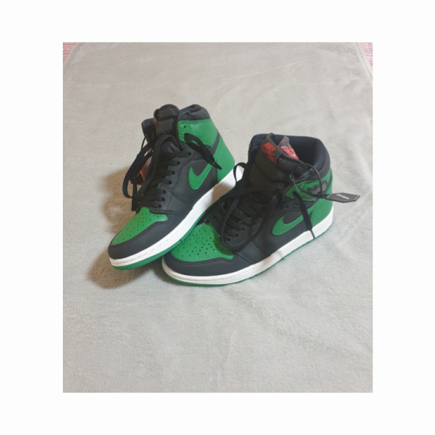 Jordan 1 Retro High OG Pine Green Black 착용 스타일