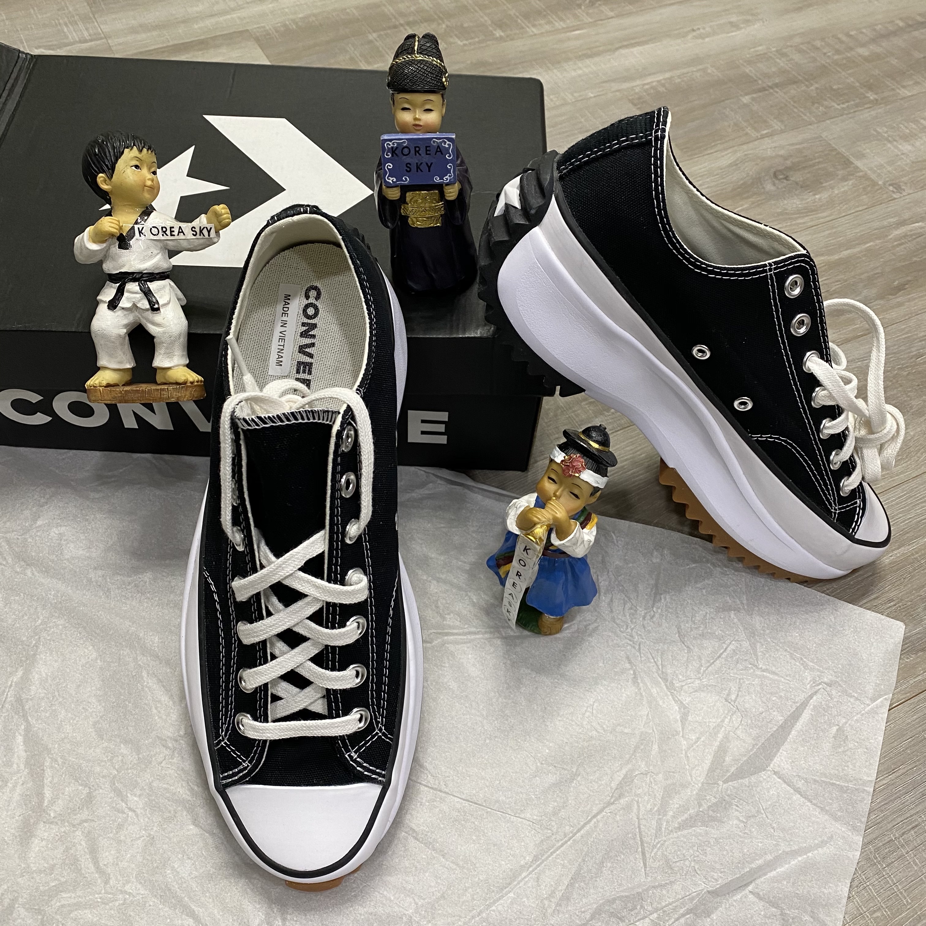 Converse Run Star Hike Low Black 착용 스타일