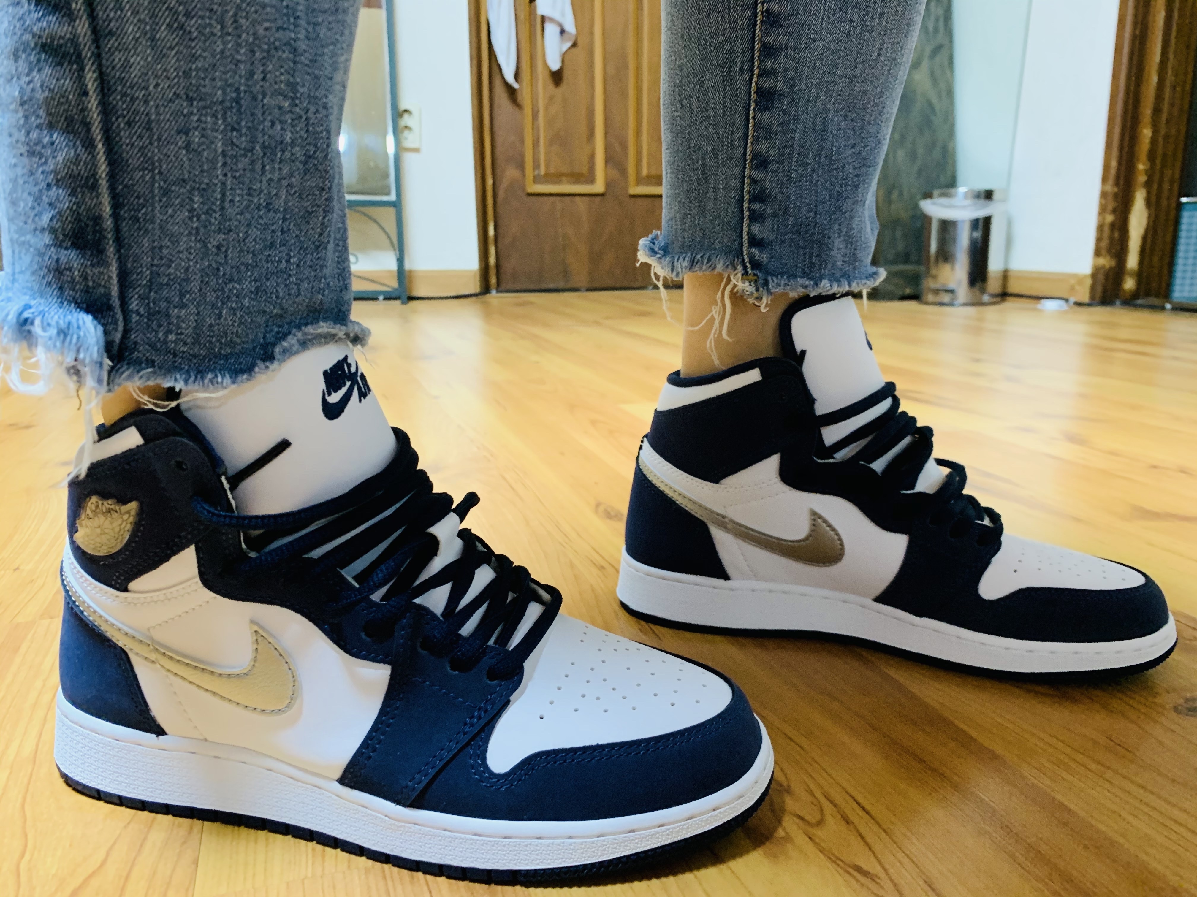(GS) Jordan 1 Mid Bred Banned 2020, (GS) Jordan 1 Retro High OG CO.JP Midnight Navy 착용 스타일 - 2