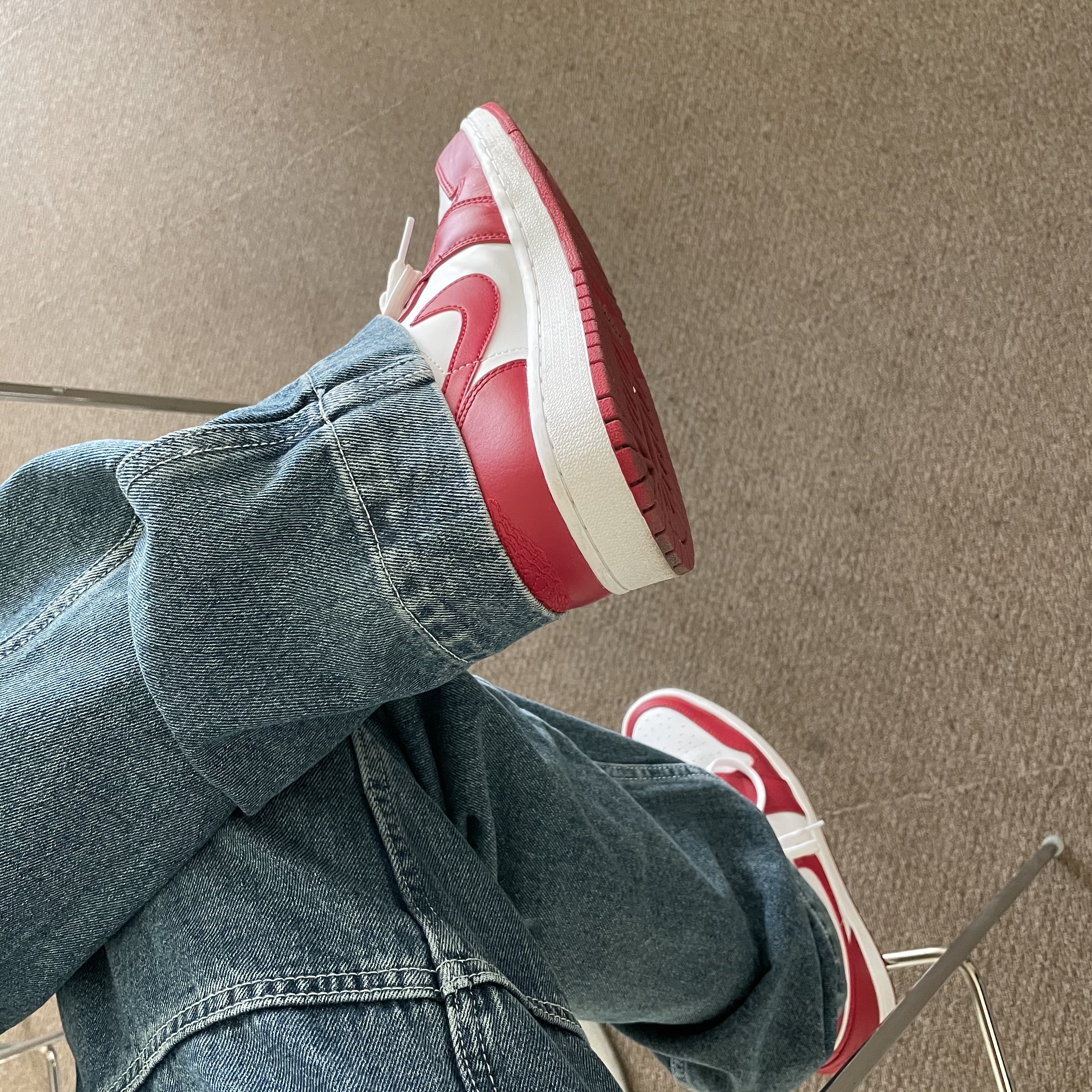 Jordan 1 Low Gym Red White 착용 스타일