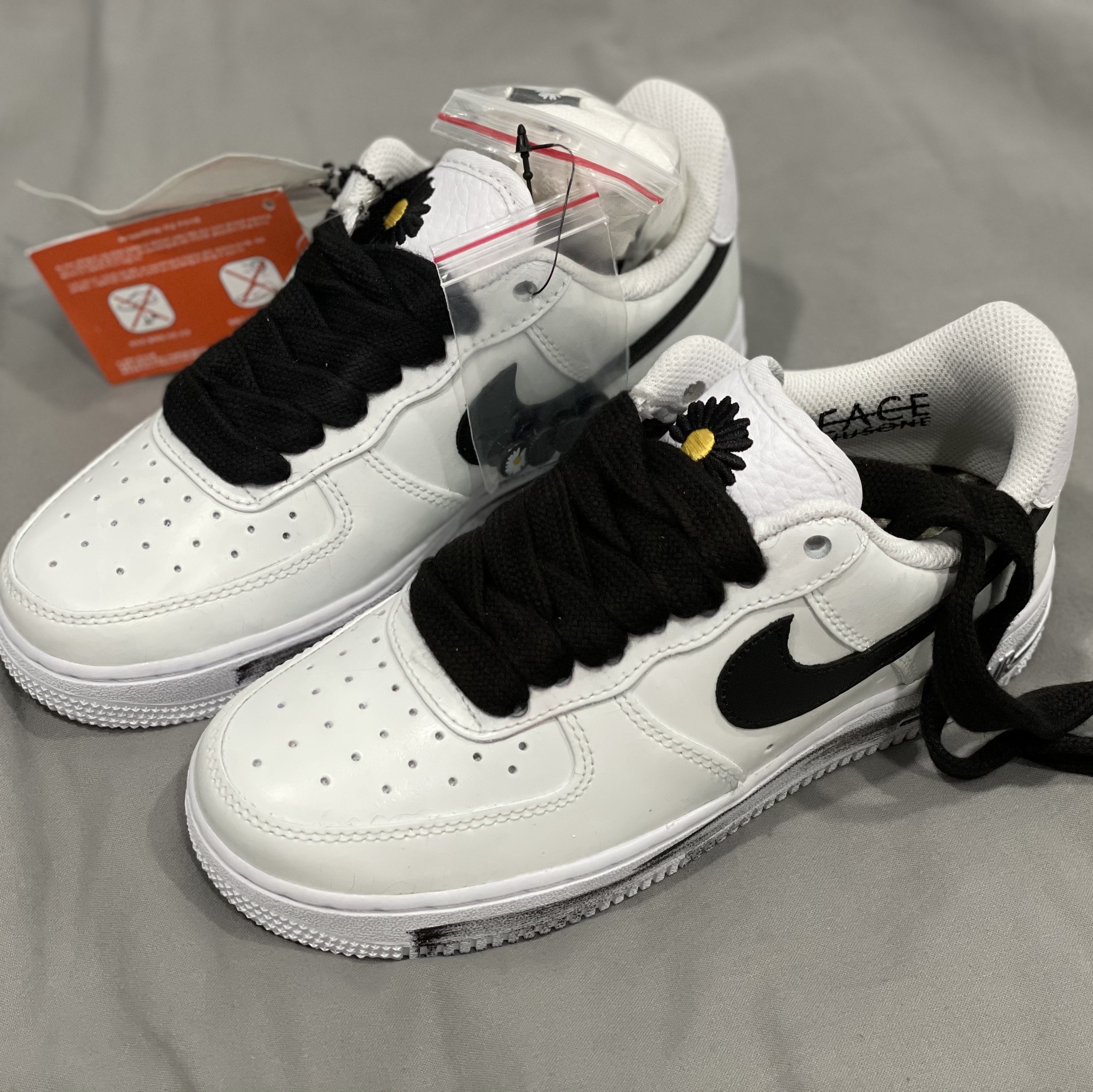 Nike x Peaceminusone Air Force 1 Low Para-Noise 2.0 착용 스타일 - 2