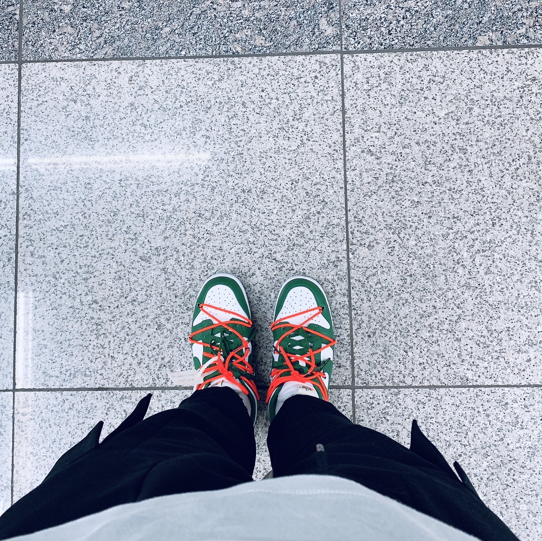 Nike x Off-White Dunk Low Pine Green 착용 스타일