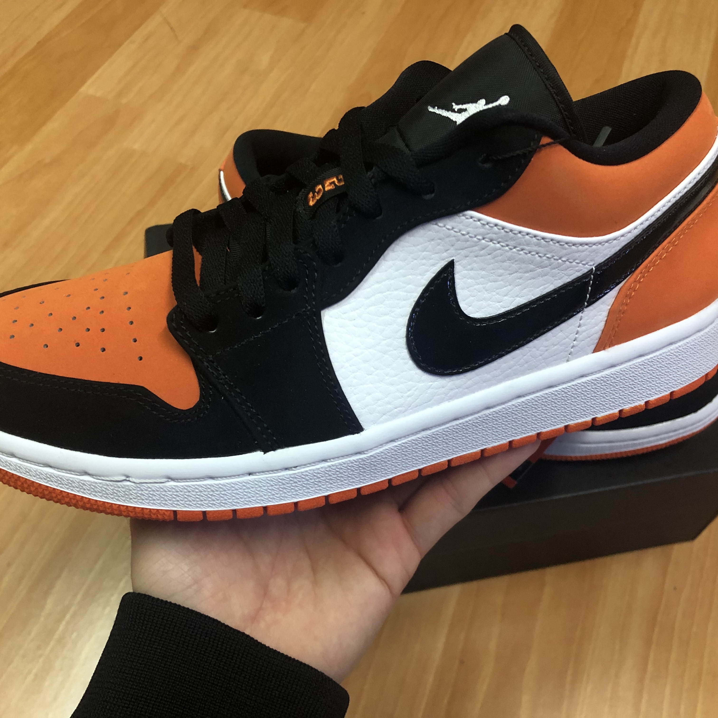 Jordan 1 Low Shattered Backboard 착용 스타일 - 2