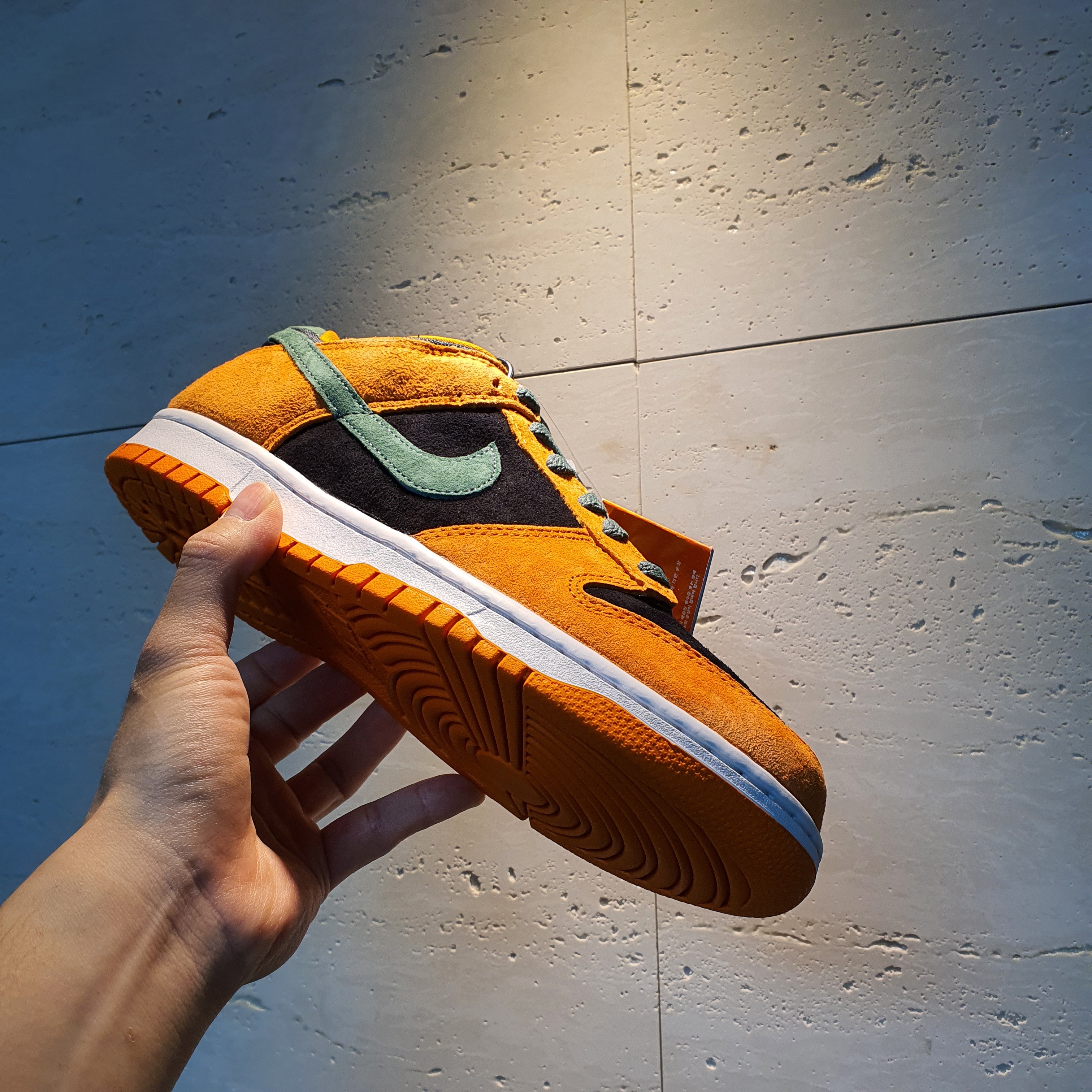 Nike Dunk Low SP Ceramic 착용 스타일 - 3