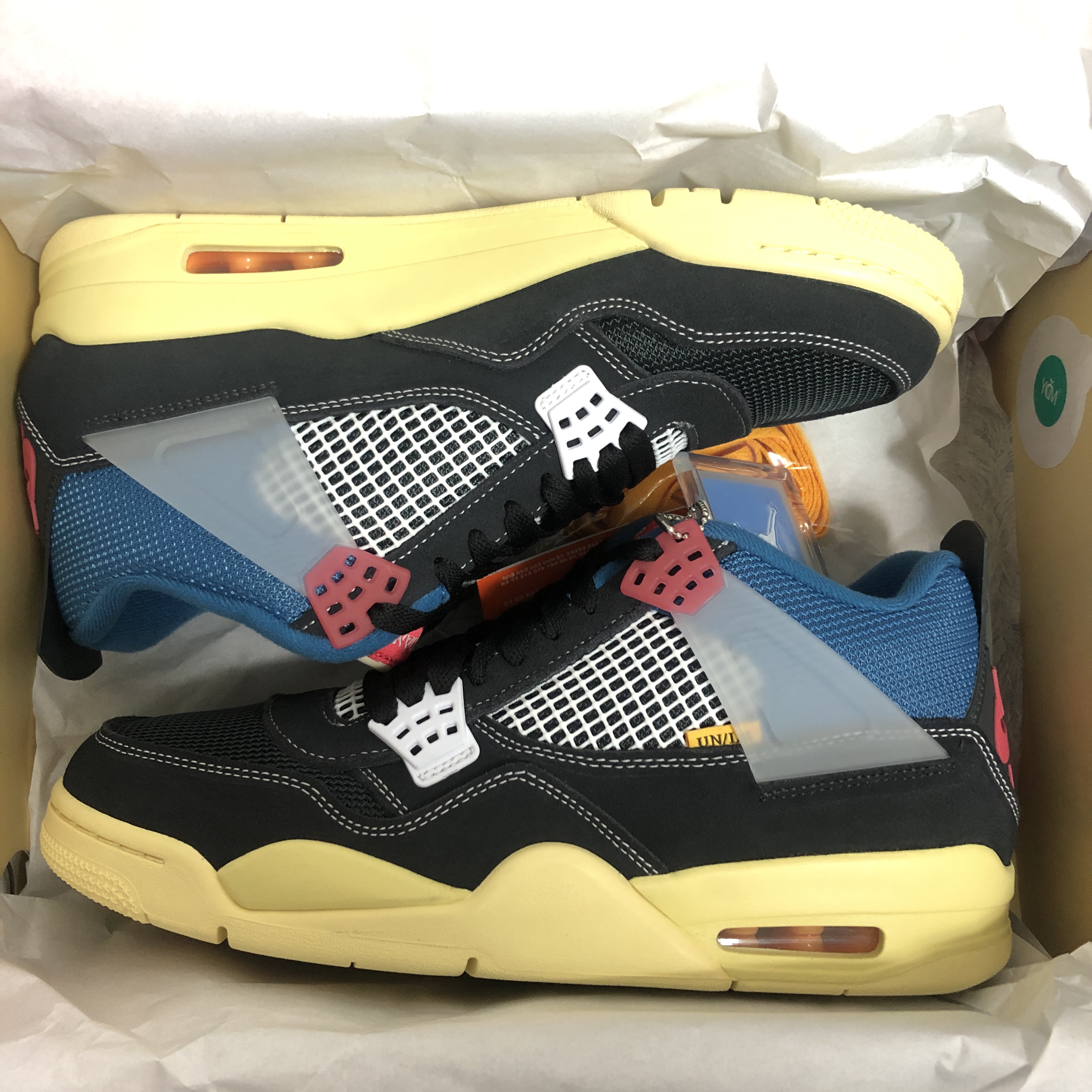 Jordan 4 x Union Retro Off Noir 착용 스타일