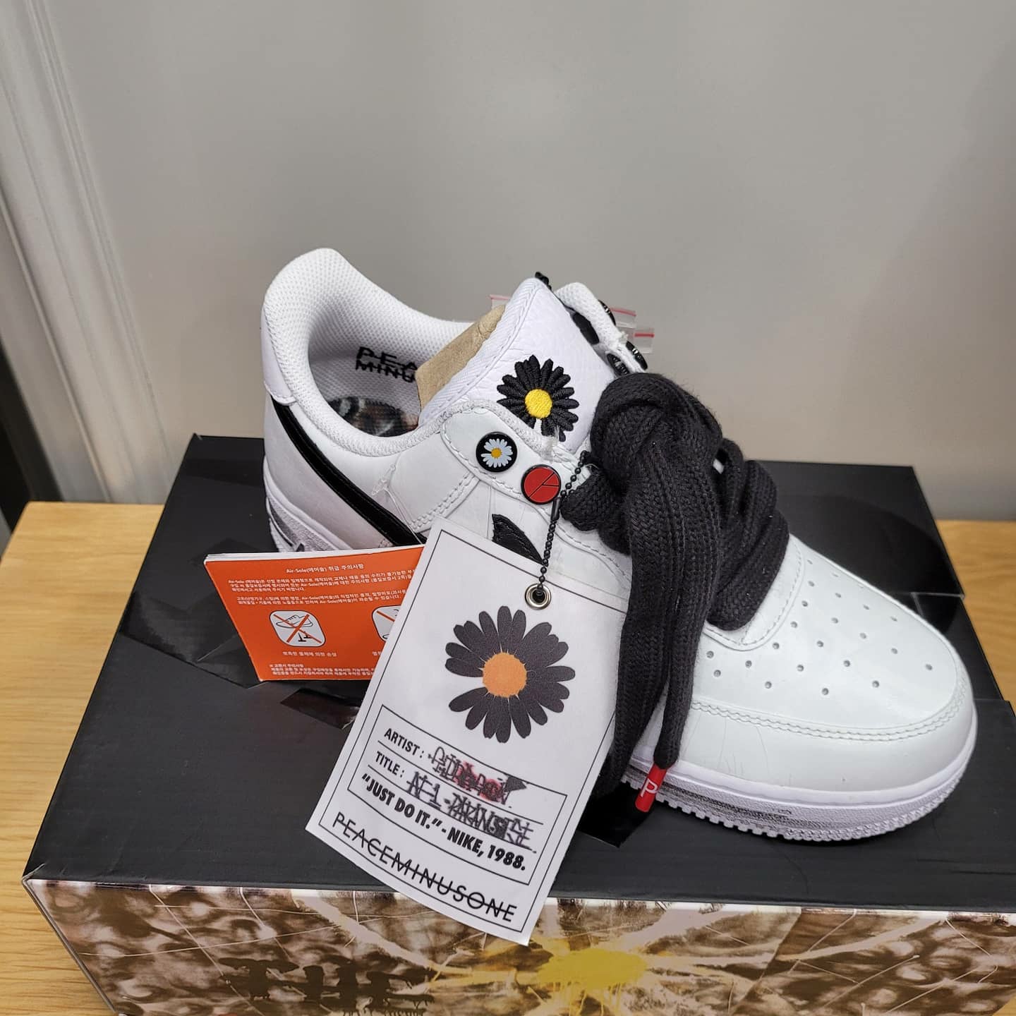 Nike x Peaceminusone Air Force 1 Low Para-Noise 2.0 착용 스타일 - 1