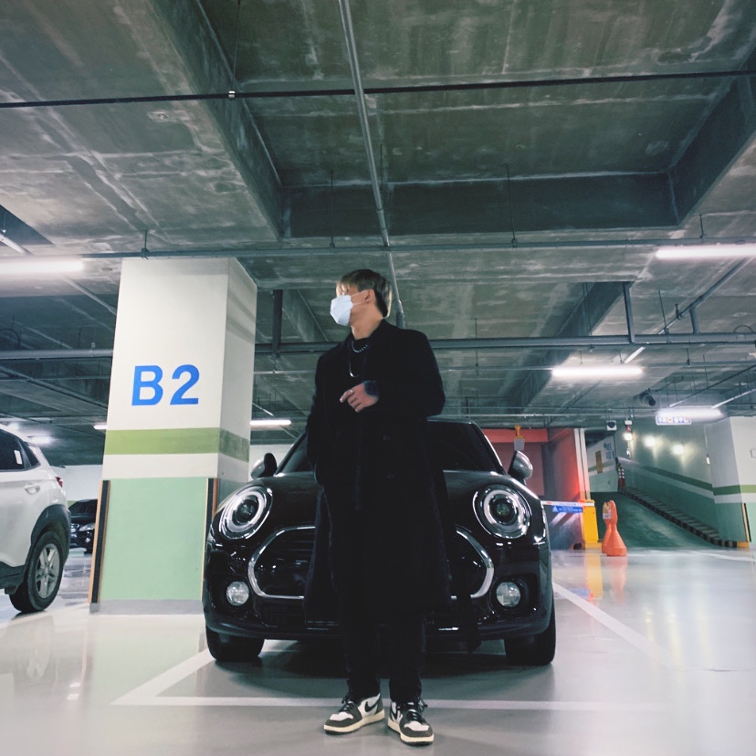 Jordan 1 x Travis Scott Retro High OG SP Mocha 착용 스타일