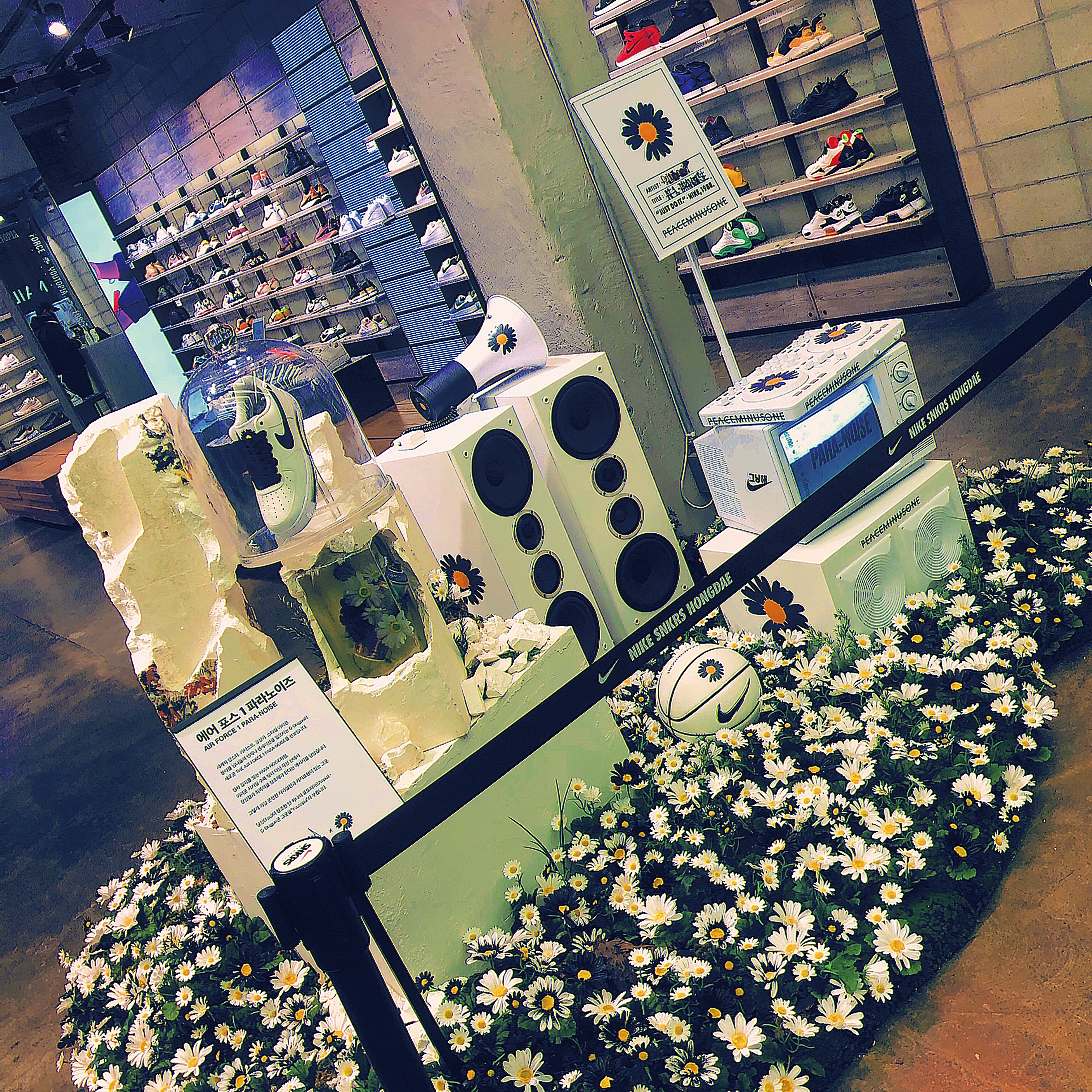 Nike x Peaceminusone Air Force 1 Low Para-Noise 2.0 착용 스타일 - 2