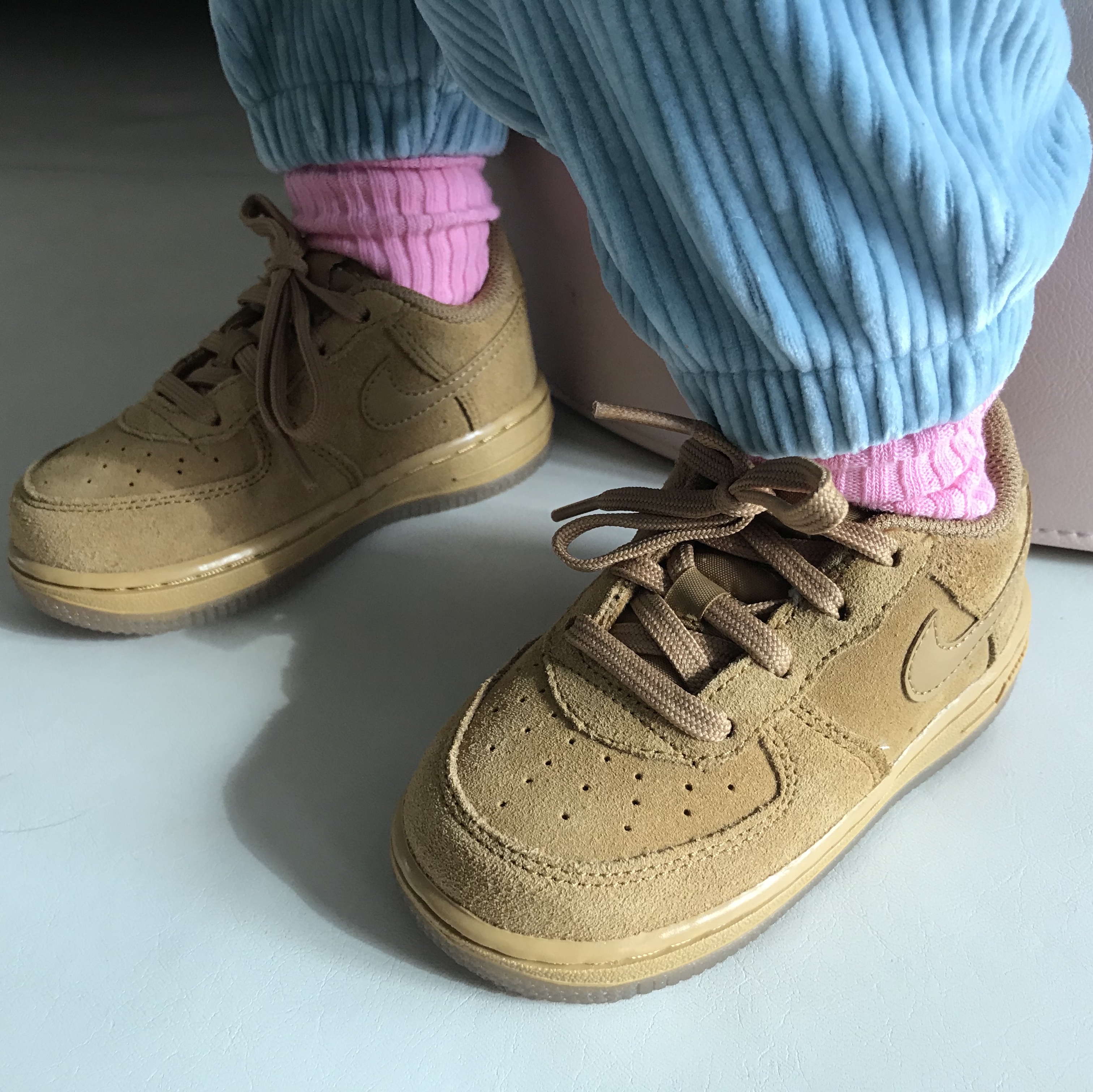 (TD) Nike Force 1 Low Wheat 착용 스타일