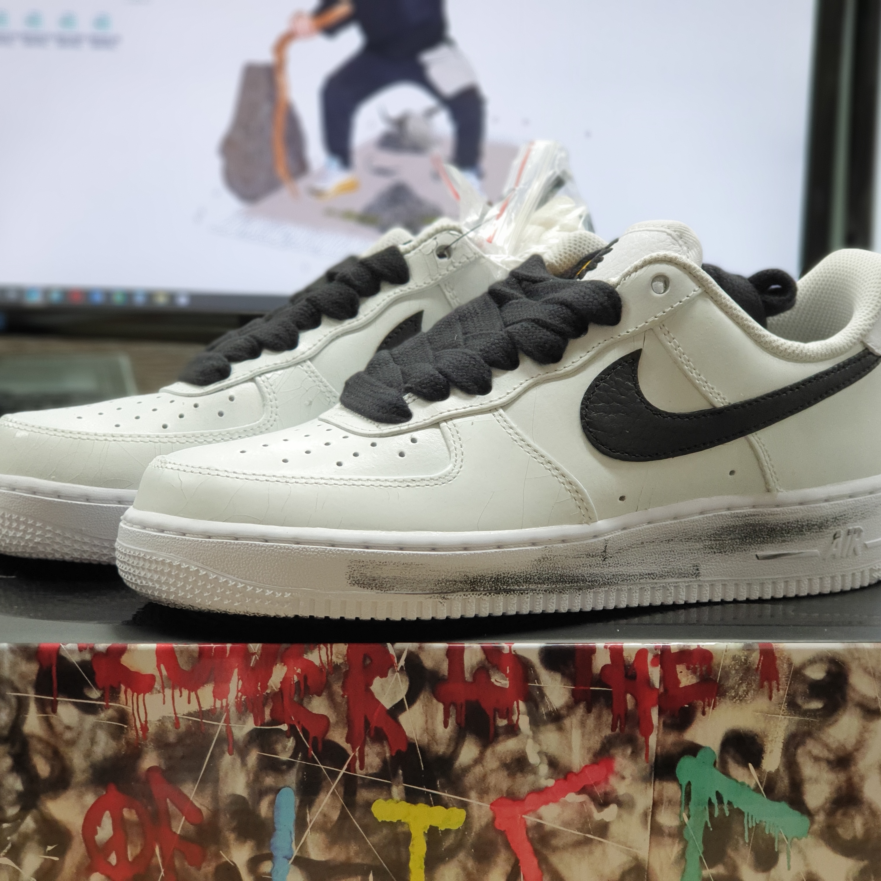 Nike x Peaceminusone Air Force 1 Low Para-Noise 2.0 착용 스타일