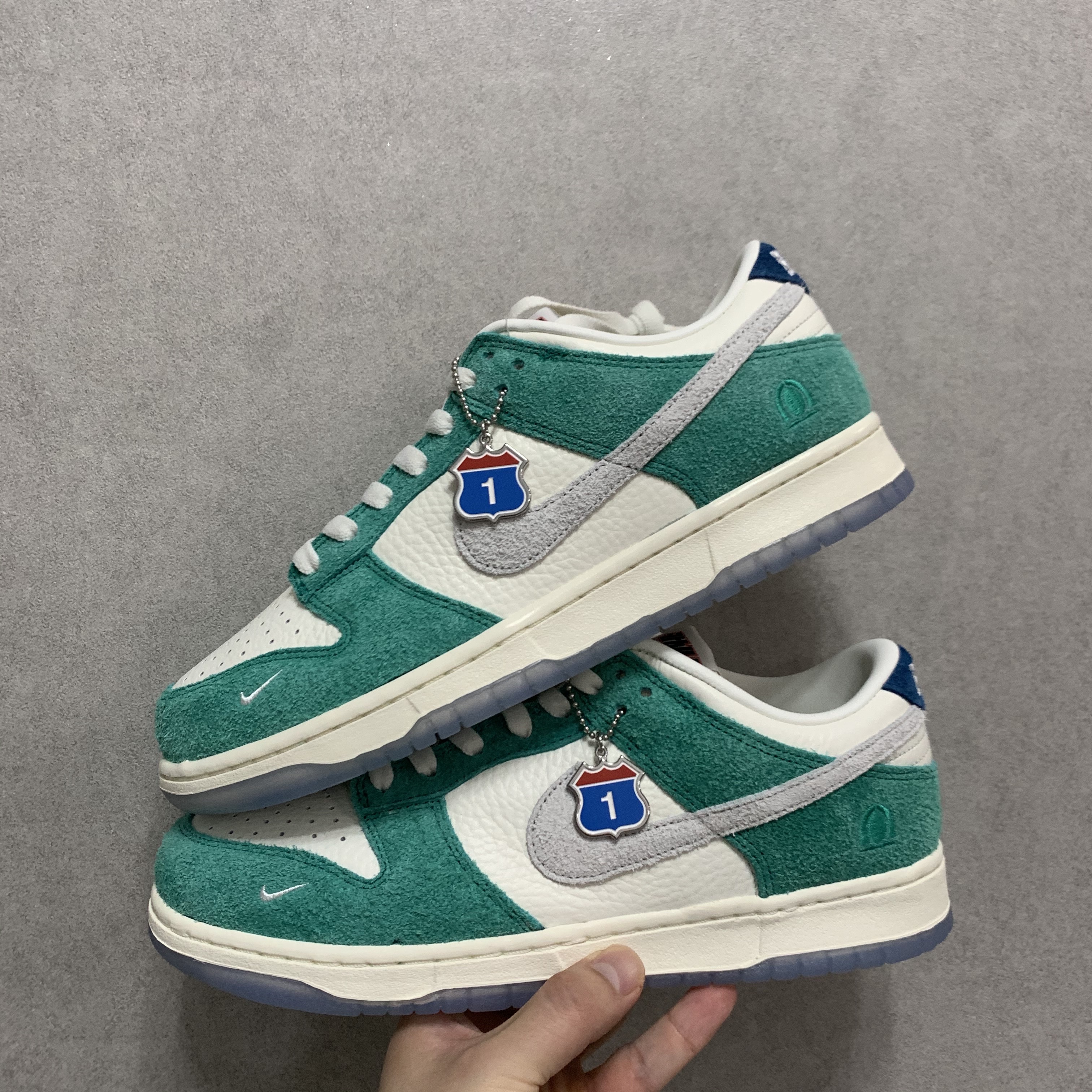 Nike x Kasina Dunk Low Road Sign - Kasina Exclusive 착용 스타일