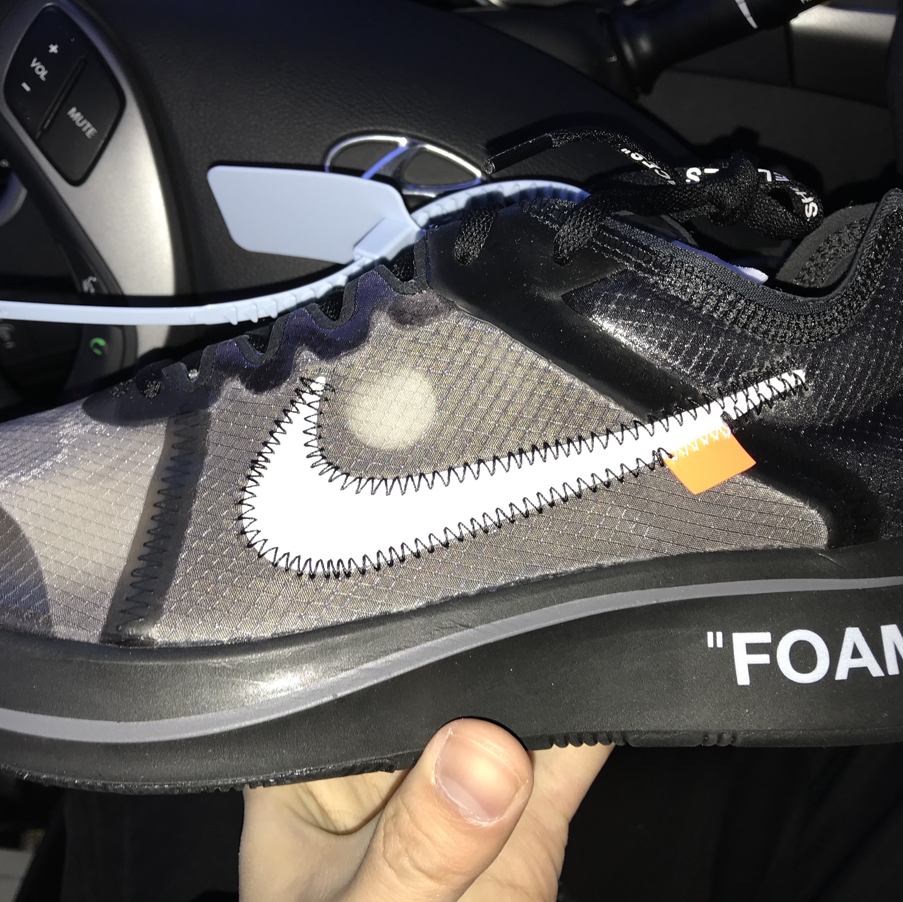 Nike x Off-White Zoom Fly SP Black 착용 스타일
