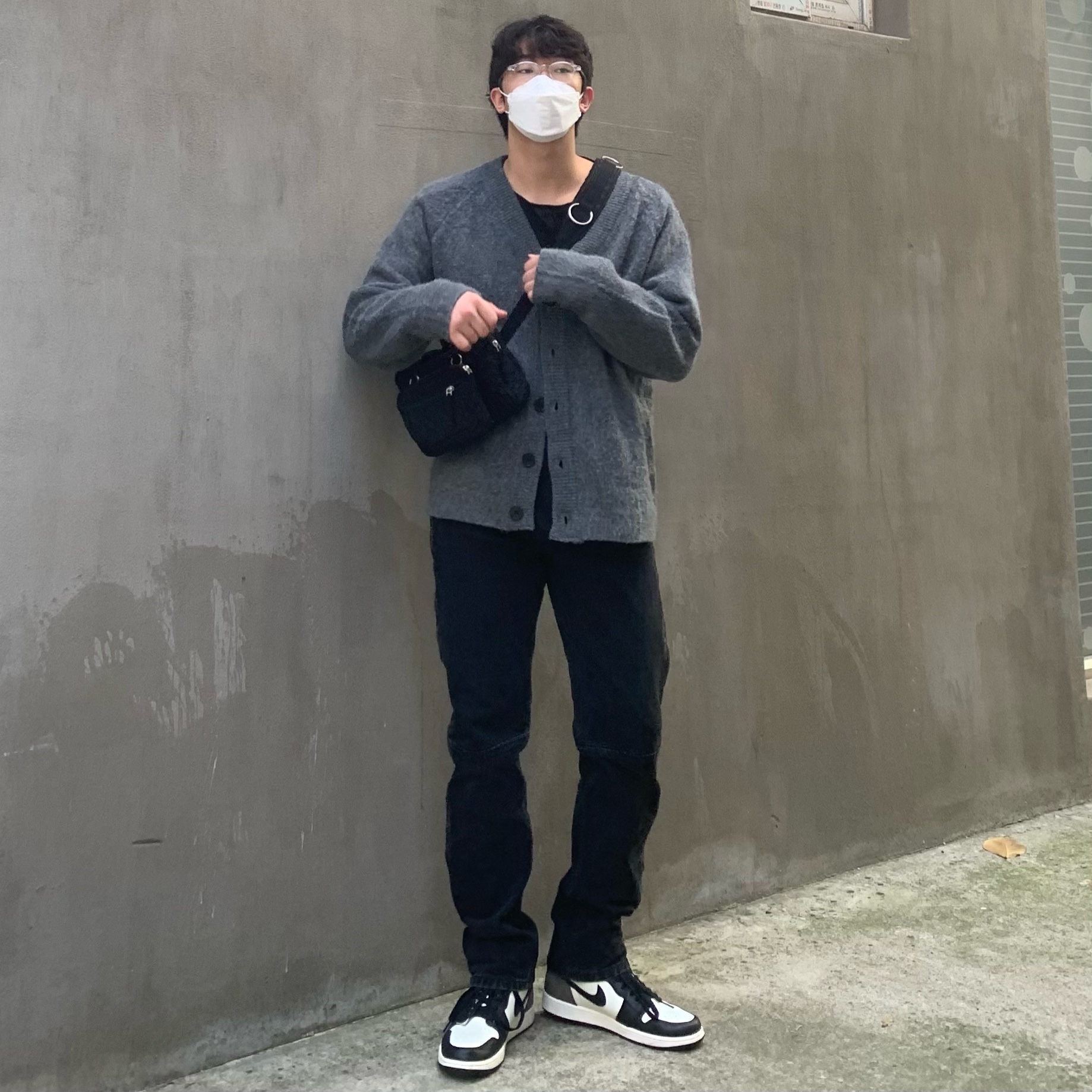 Jordan 1 Retro High OG Black Mocha 착용 스타일