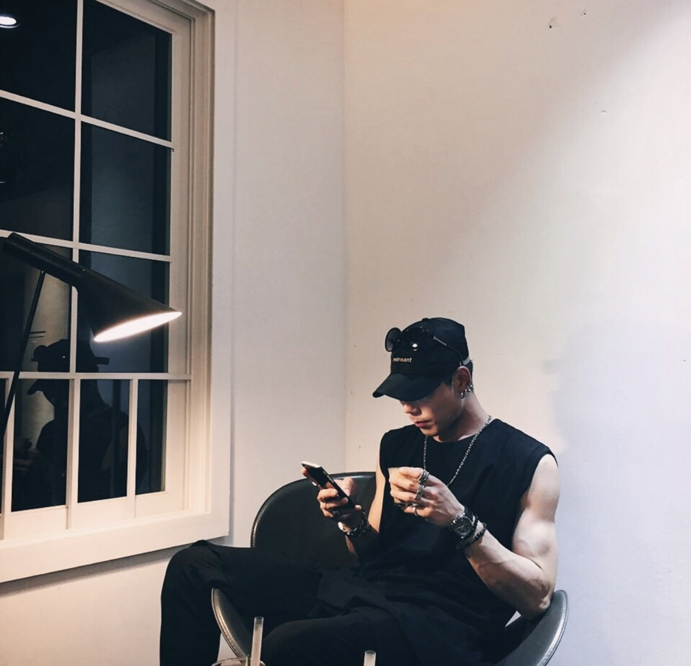 KREAM 프로필 이미지