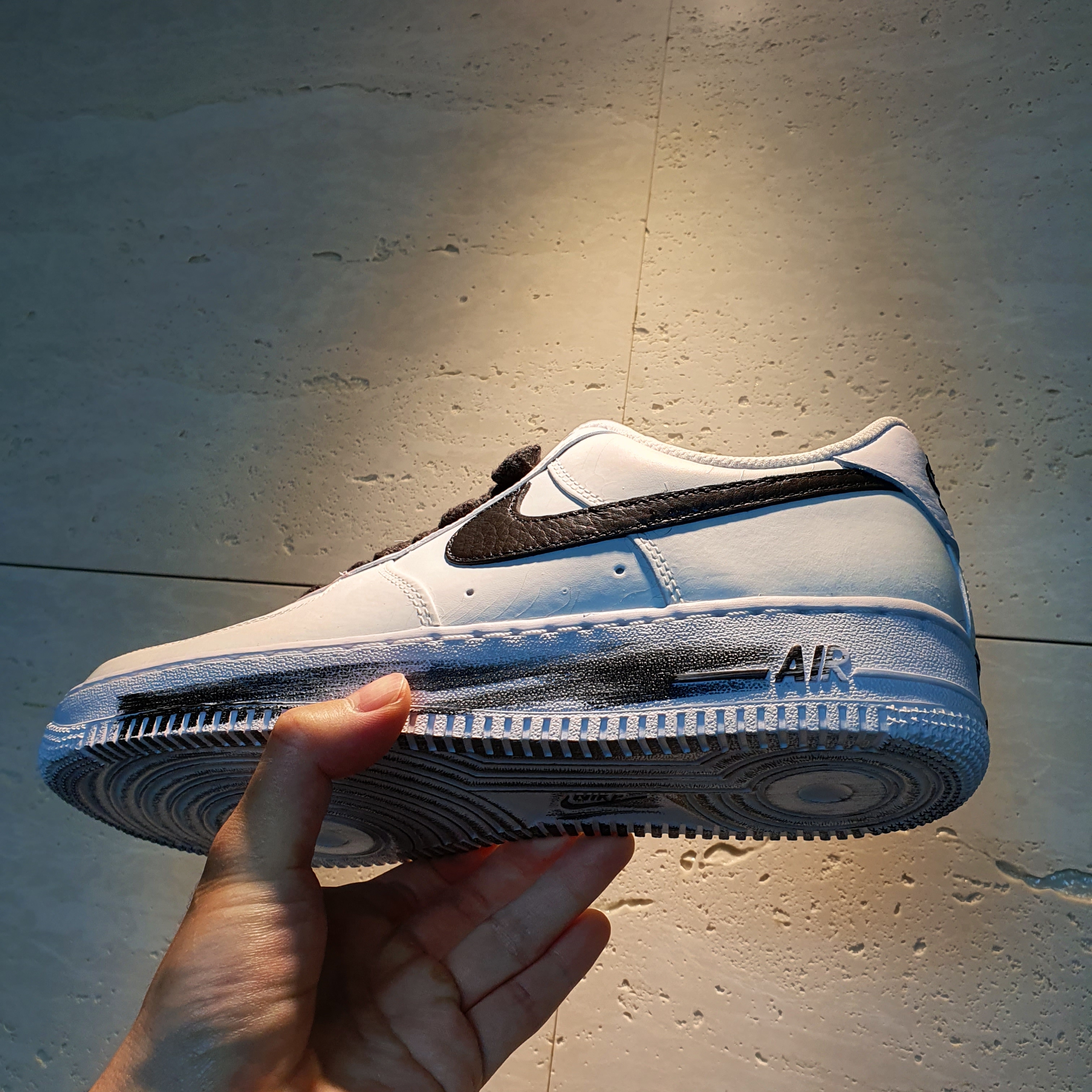 Nike x Peaceminusone Air Force 1 Low Para-Noise 2.0 착용 스타일 - 3