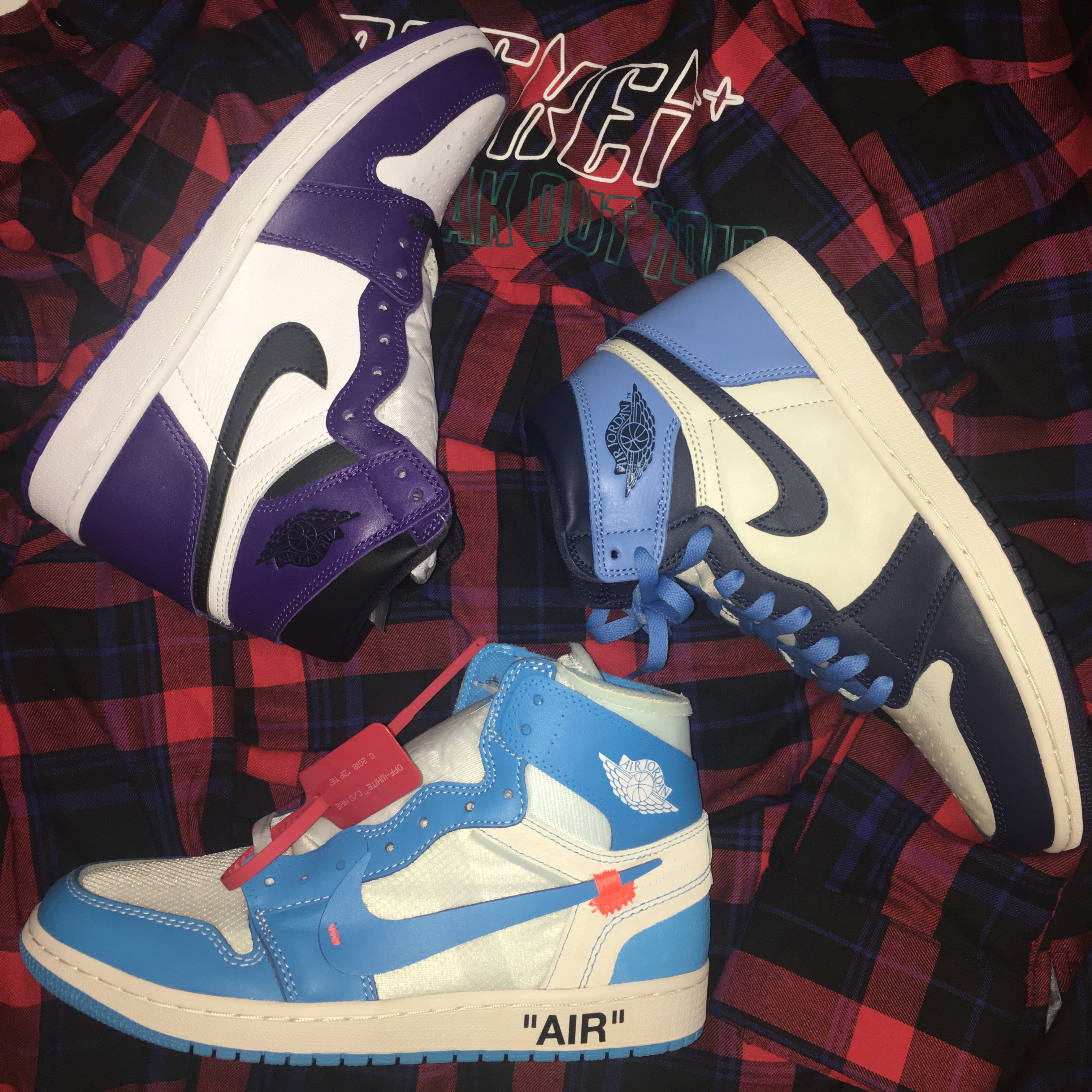 Jordan 1 Retro High Obsidian UNC, Jordan 1 x Off-White Retro High University Blue 착용 스타일 - 1