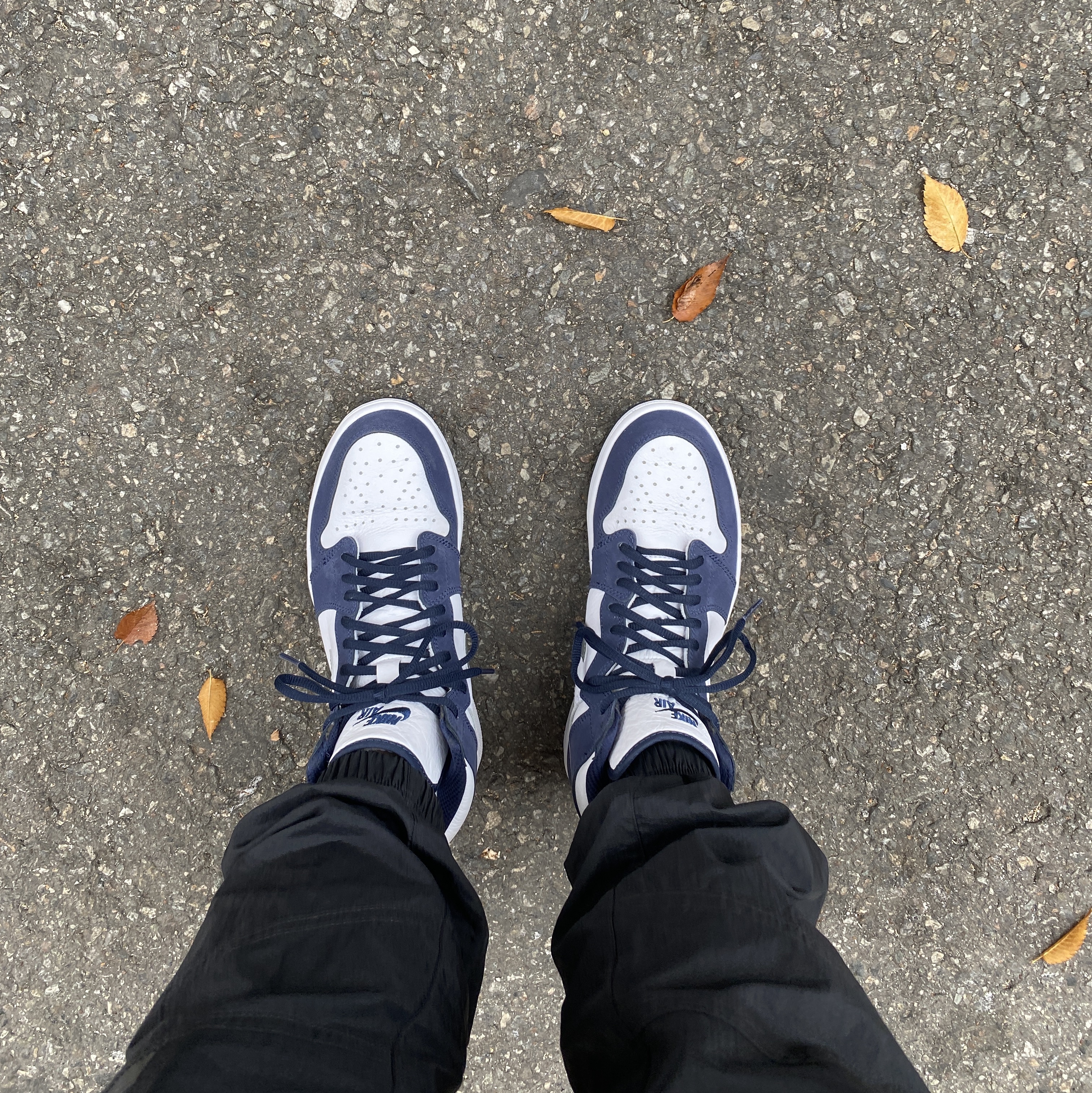 Jordan 1 Retro High OG CO.JP Midnight Navy 착용 스타일