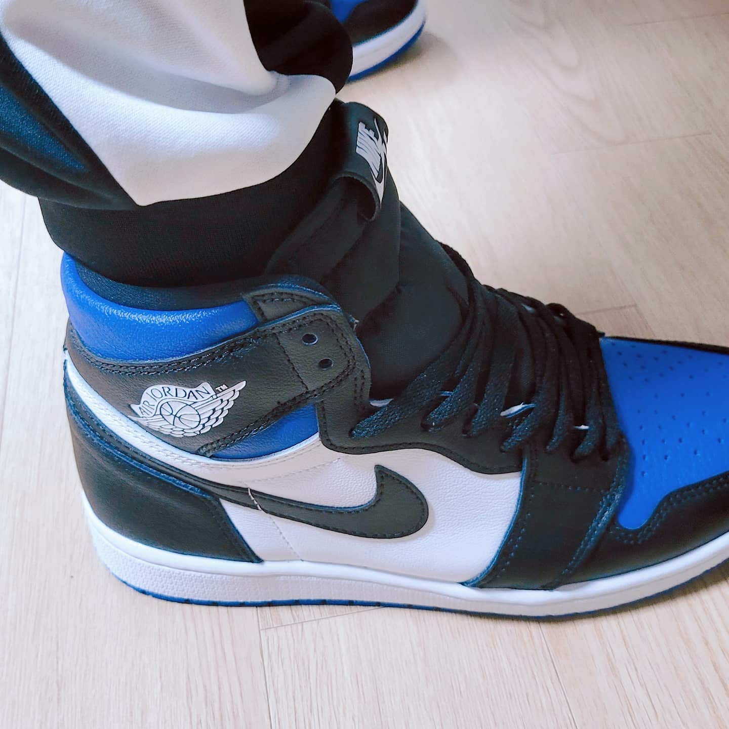 Jordan 1 Retro High OG Royal Toe 착용 스타일 - 1