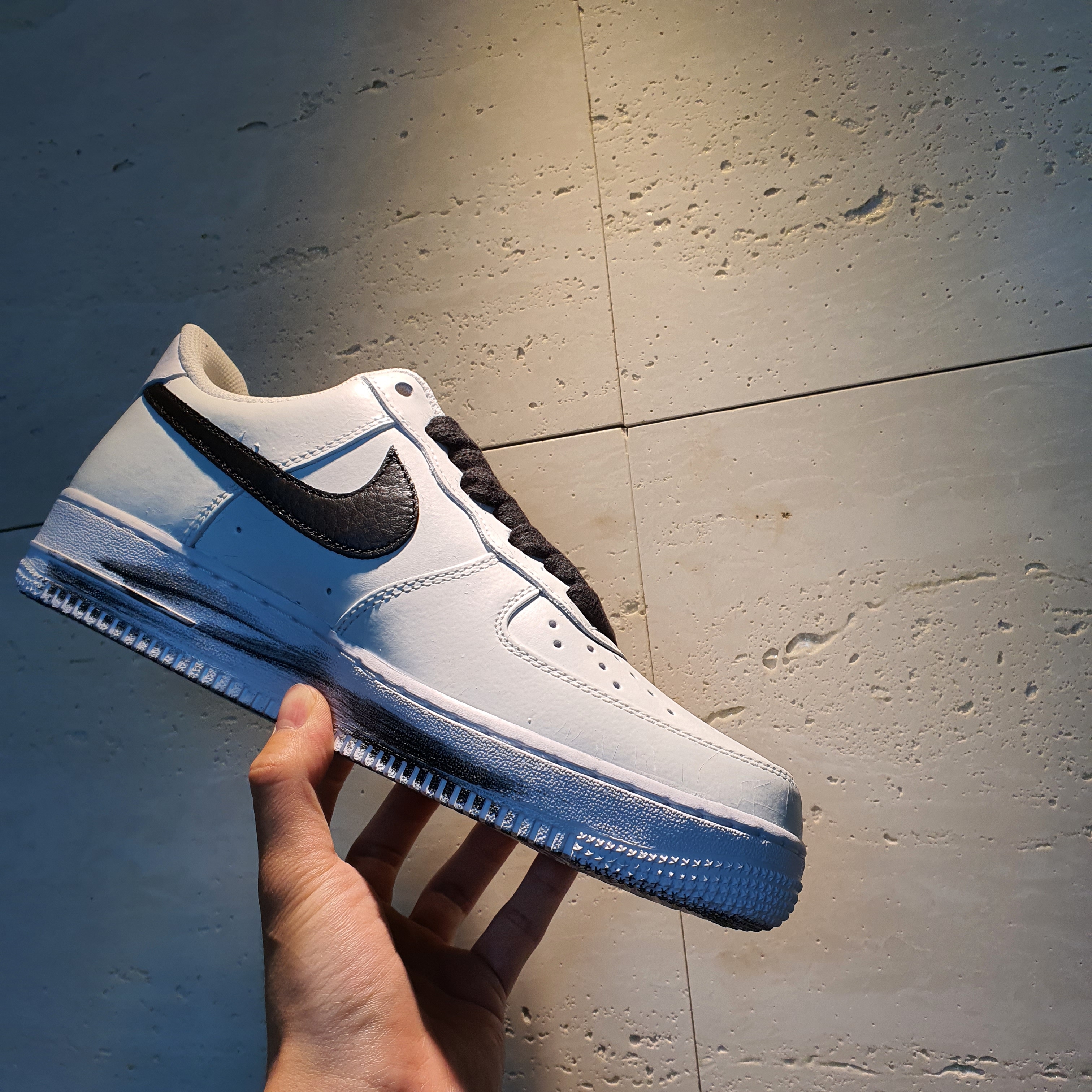 Nike x Peaceminusone Air Force 1 Low Para-Noise 2.0 착용 스타일 - 2