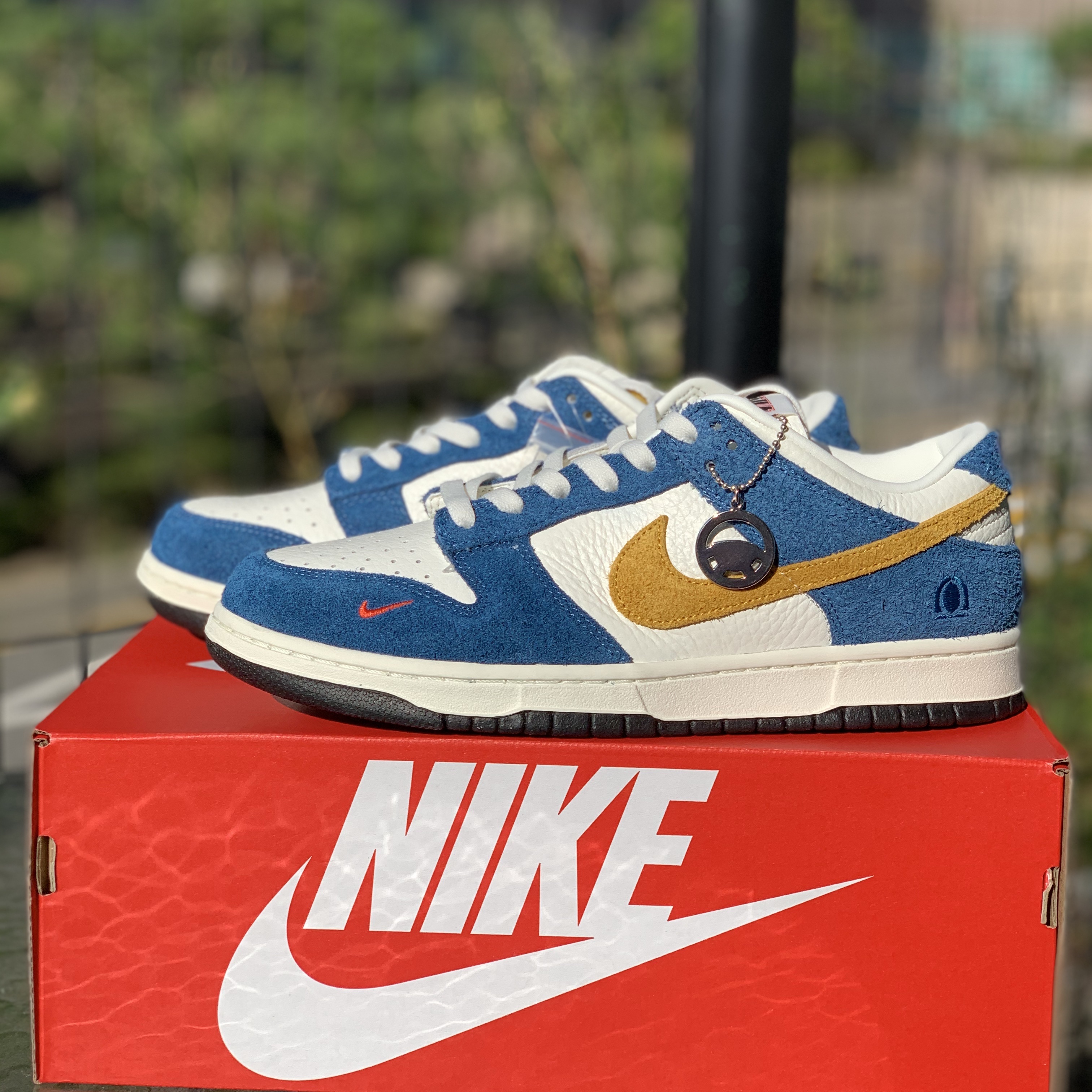 Nike x Kasina Dunk Low 80's Bus 착용 스타일 - 5