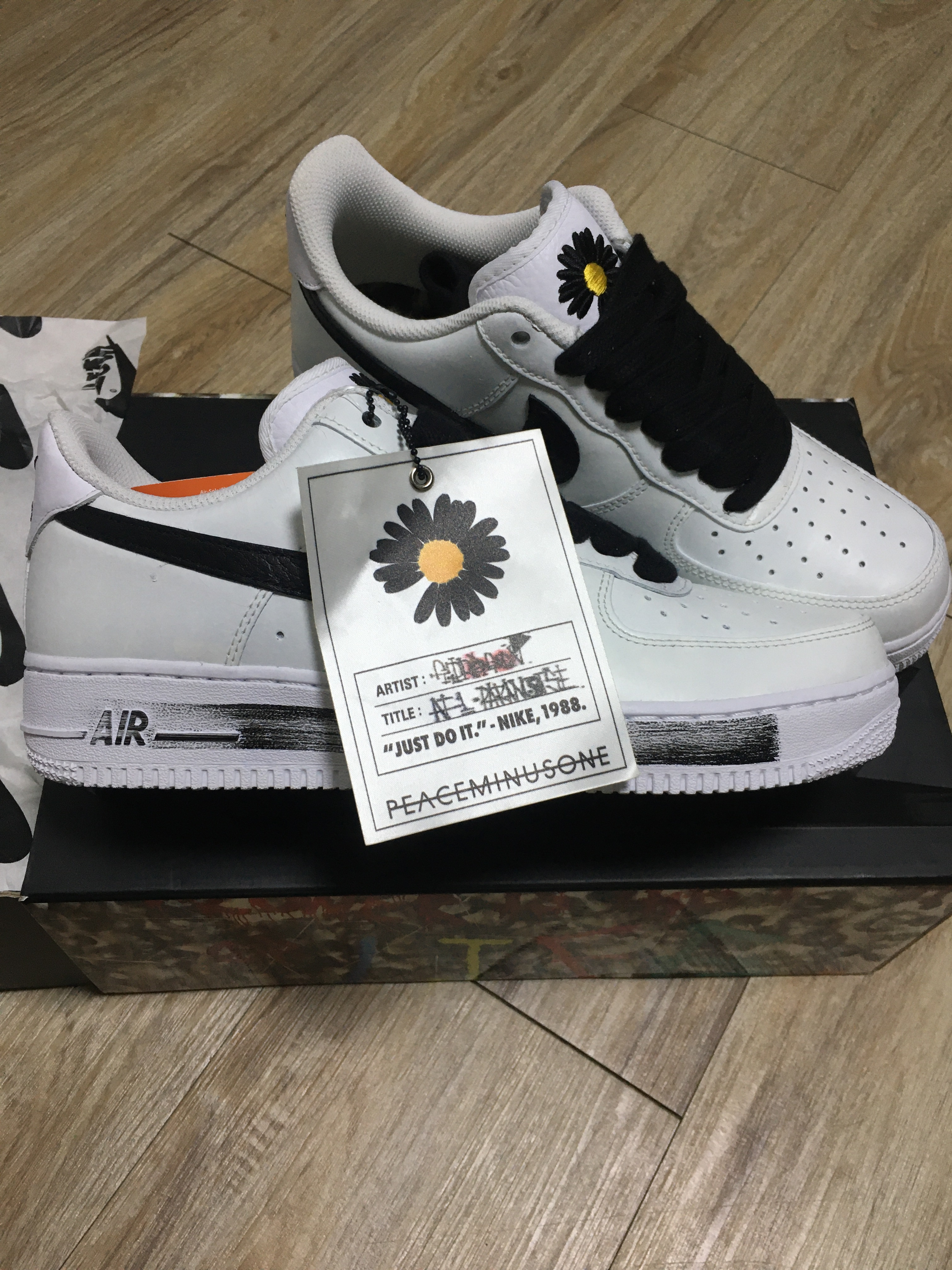 Nike x Peaceminusone Air Force 1 Low Para-Noise 2.0 착용 스타일