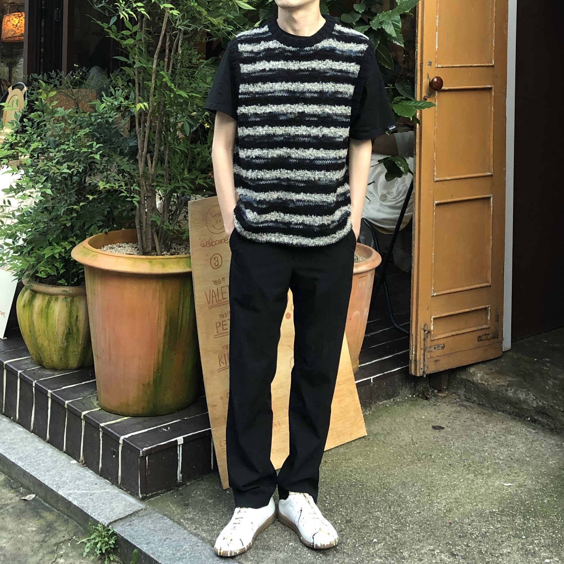 Maison Margiela Replica Paint Drop Sneakers 착용 스타일