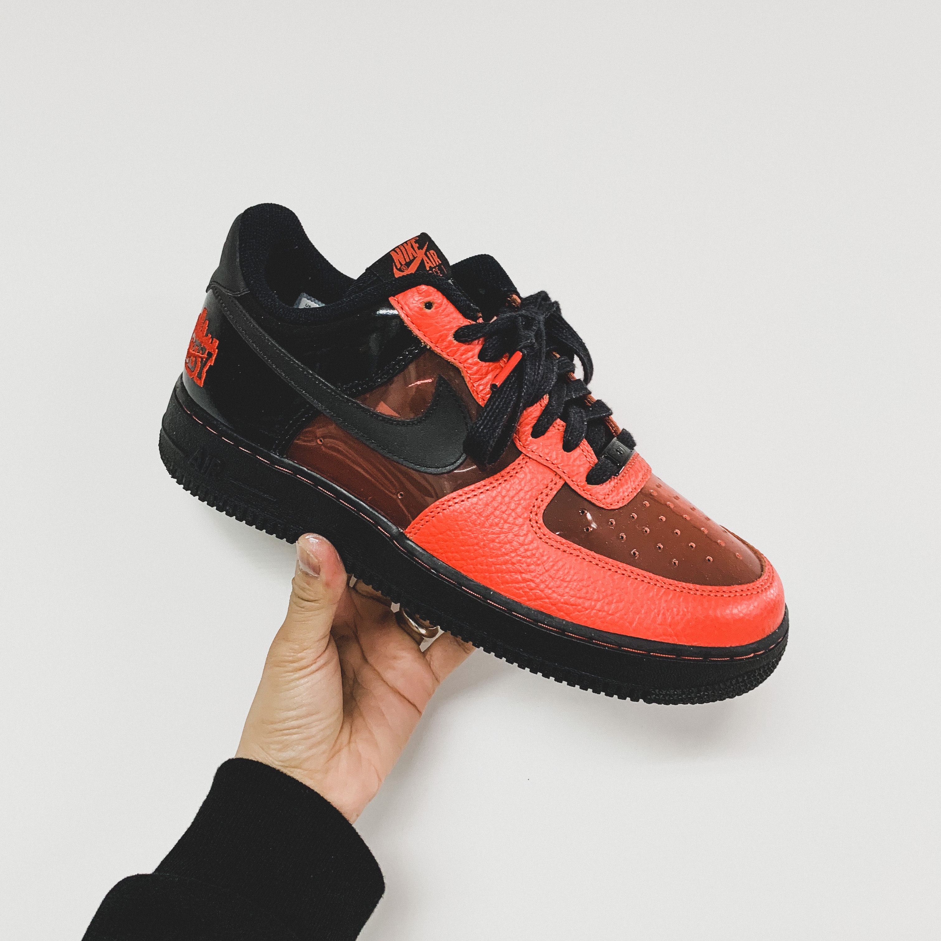 Nike Air Force 1 Low Shibuya Halloween 착용 스타일