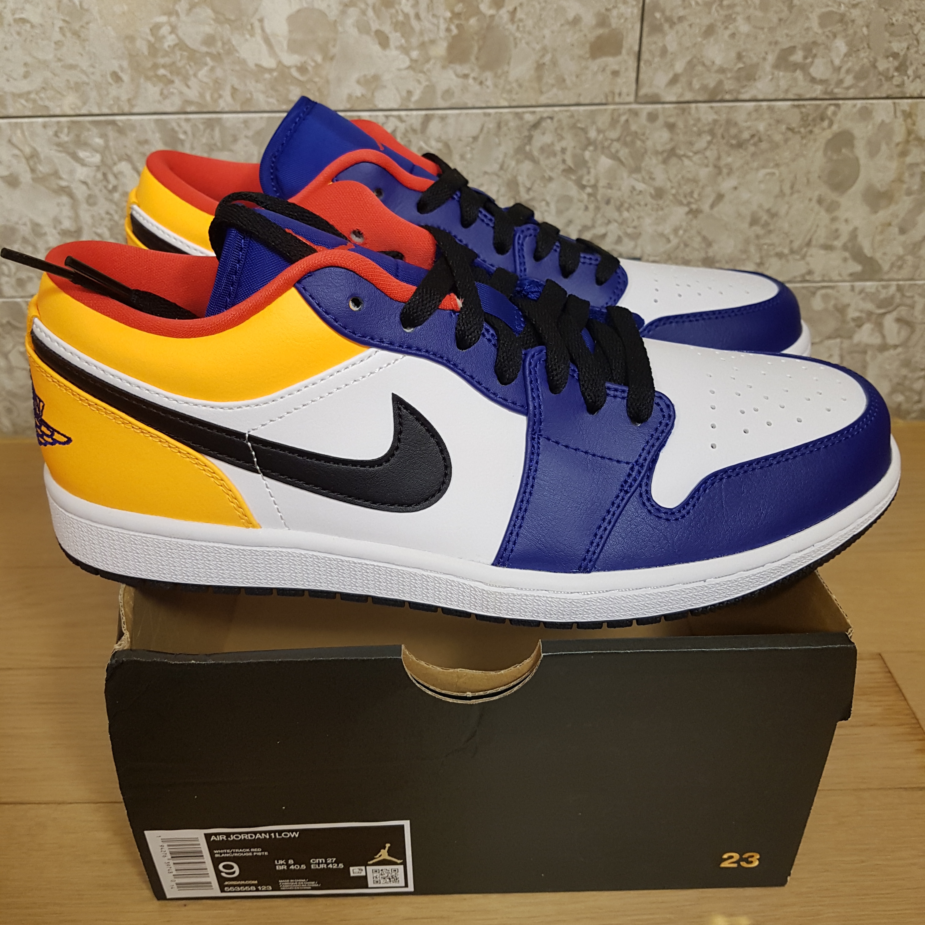Jordan 1 Low Royal Yellow 착용 스타일