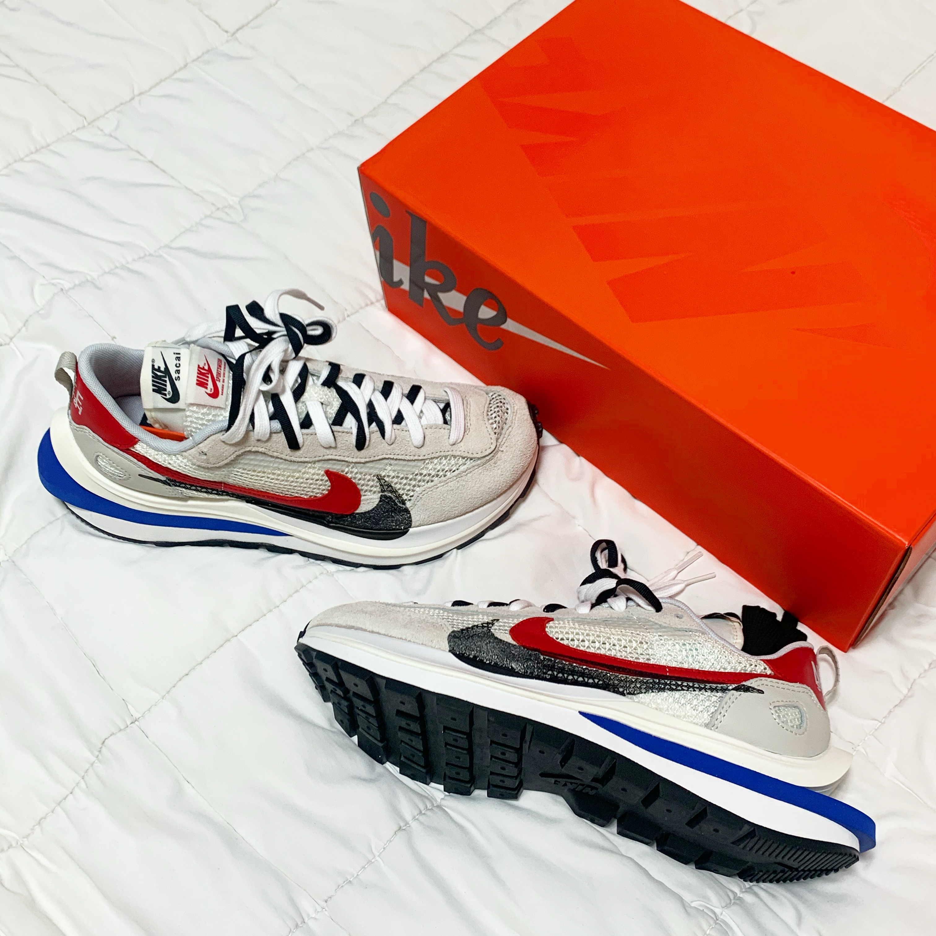 Nike x Sacai VaporWaffle Royal Fuchsia 착용 스타일