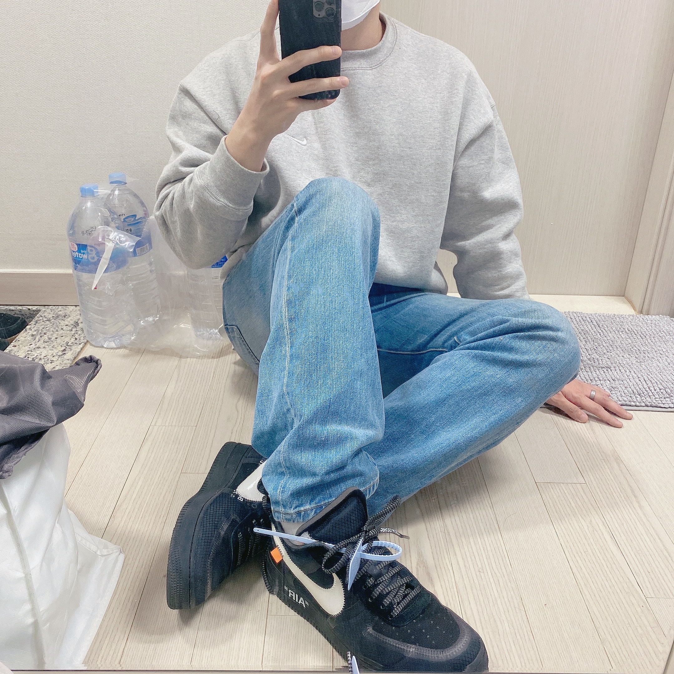 Nike x Off-White Air Force 1 Low Black White 착용 스타일