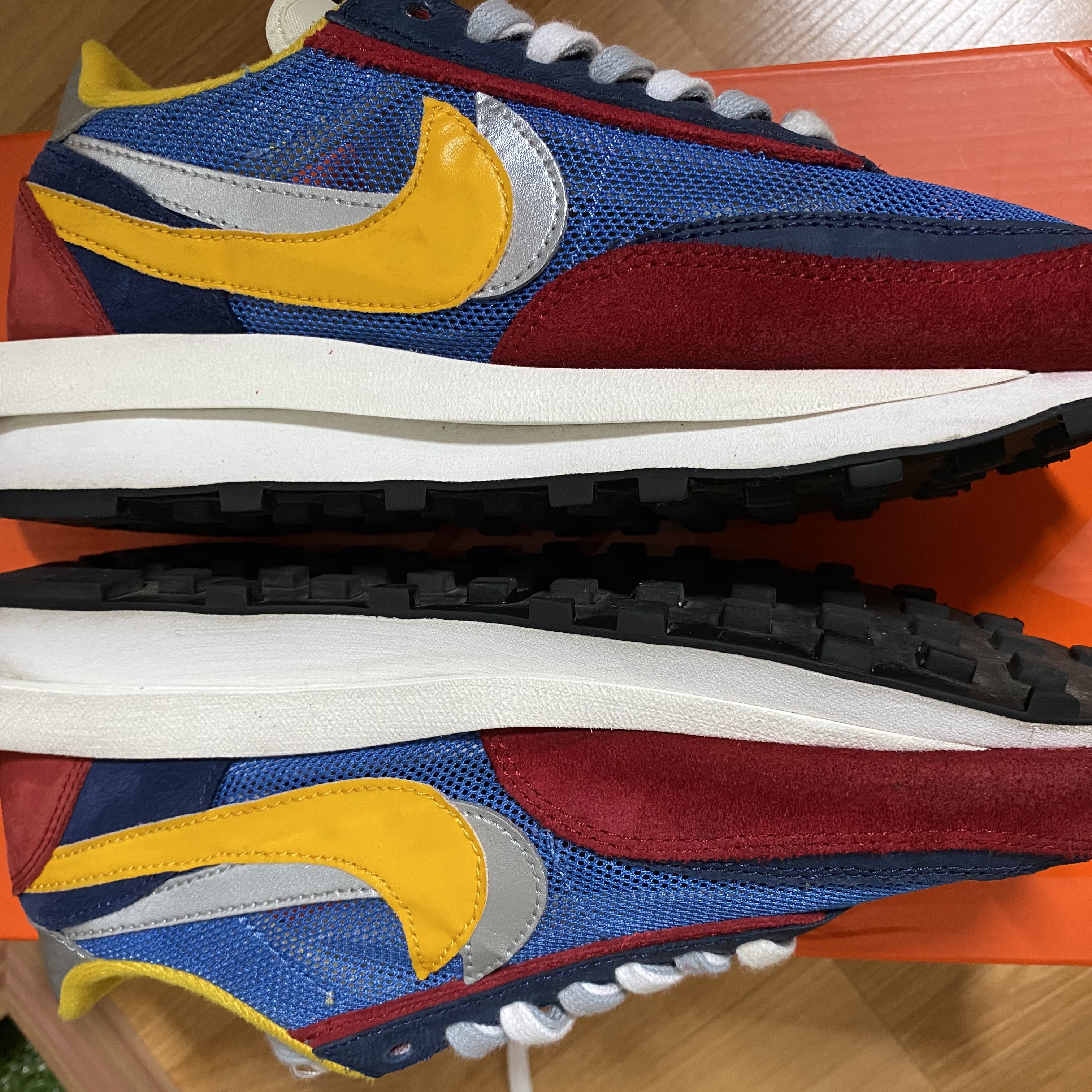 Nike x Sacai LDWaffle Blue Multi 착용 스타일