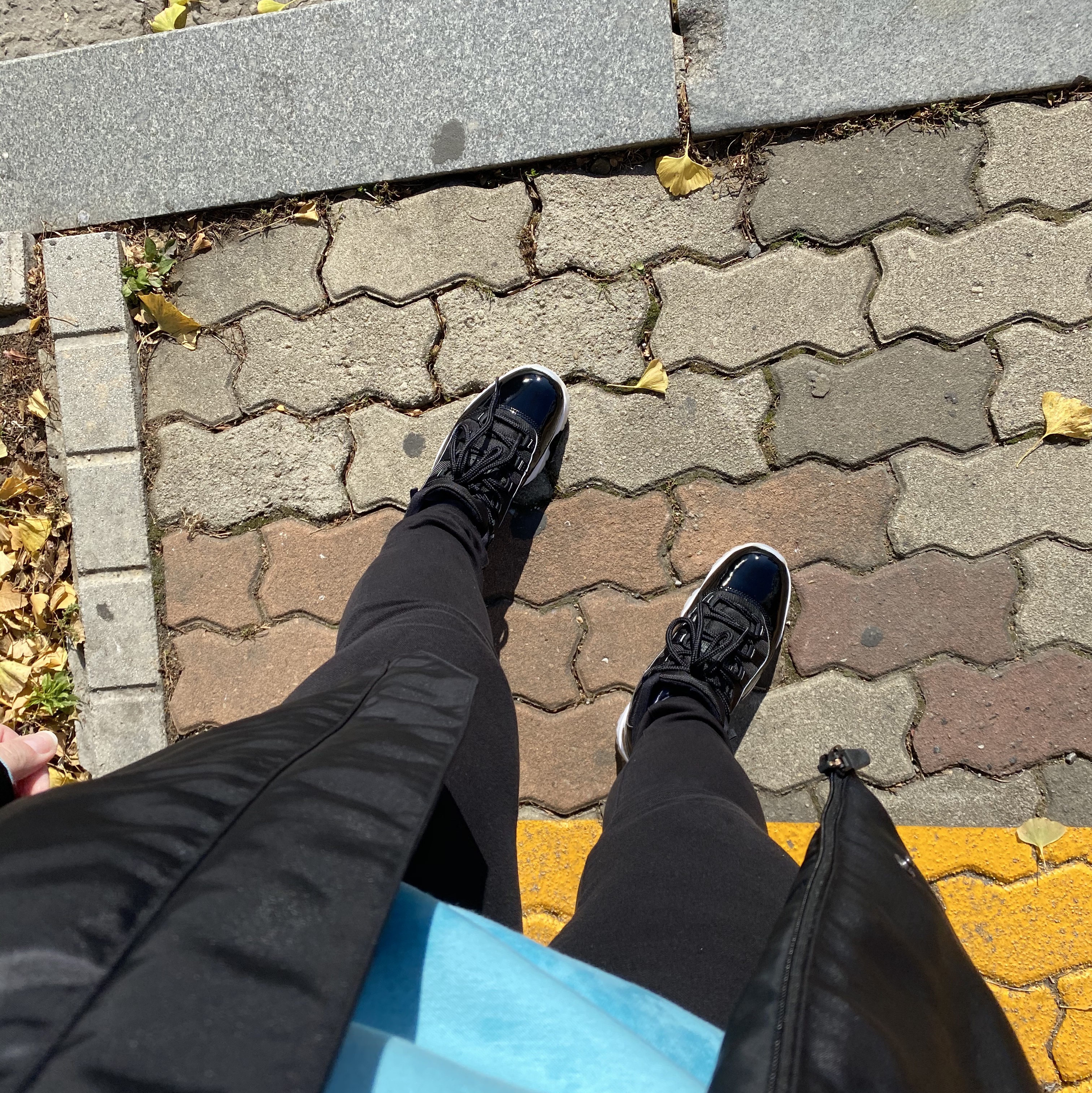 (W) Jordan 11 Retro Jubilee 착용 스타일 - 2