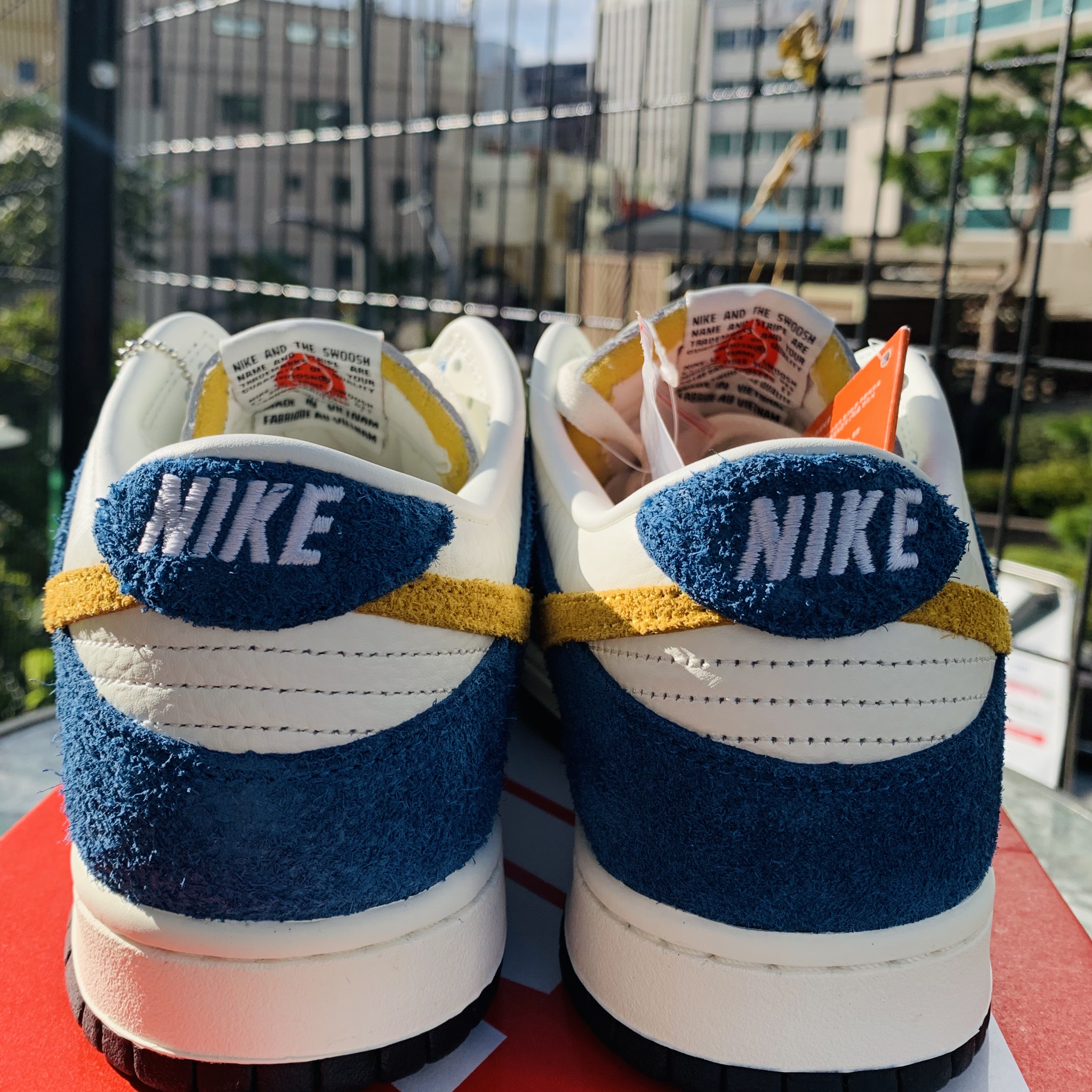 Nike x Kasina Dunk Low 80's Bus 착용 스타일 - 4