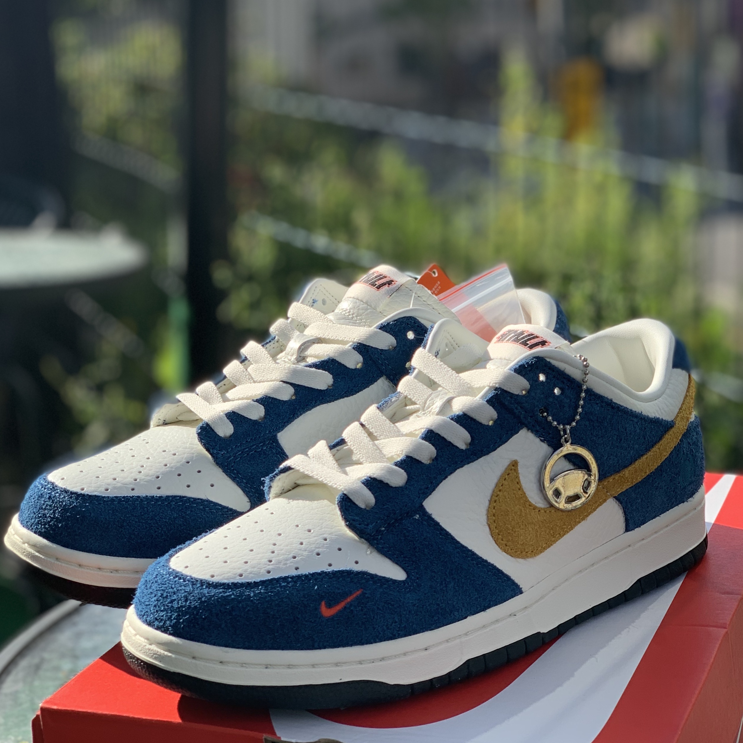 Nike x Kasina Dunk Low 80's Bus 착용 스타일 - 3