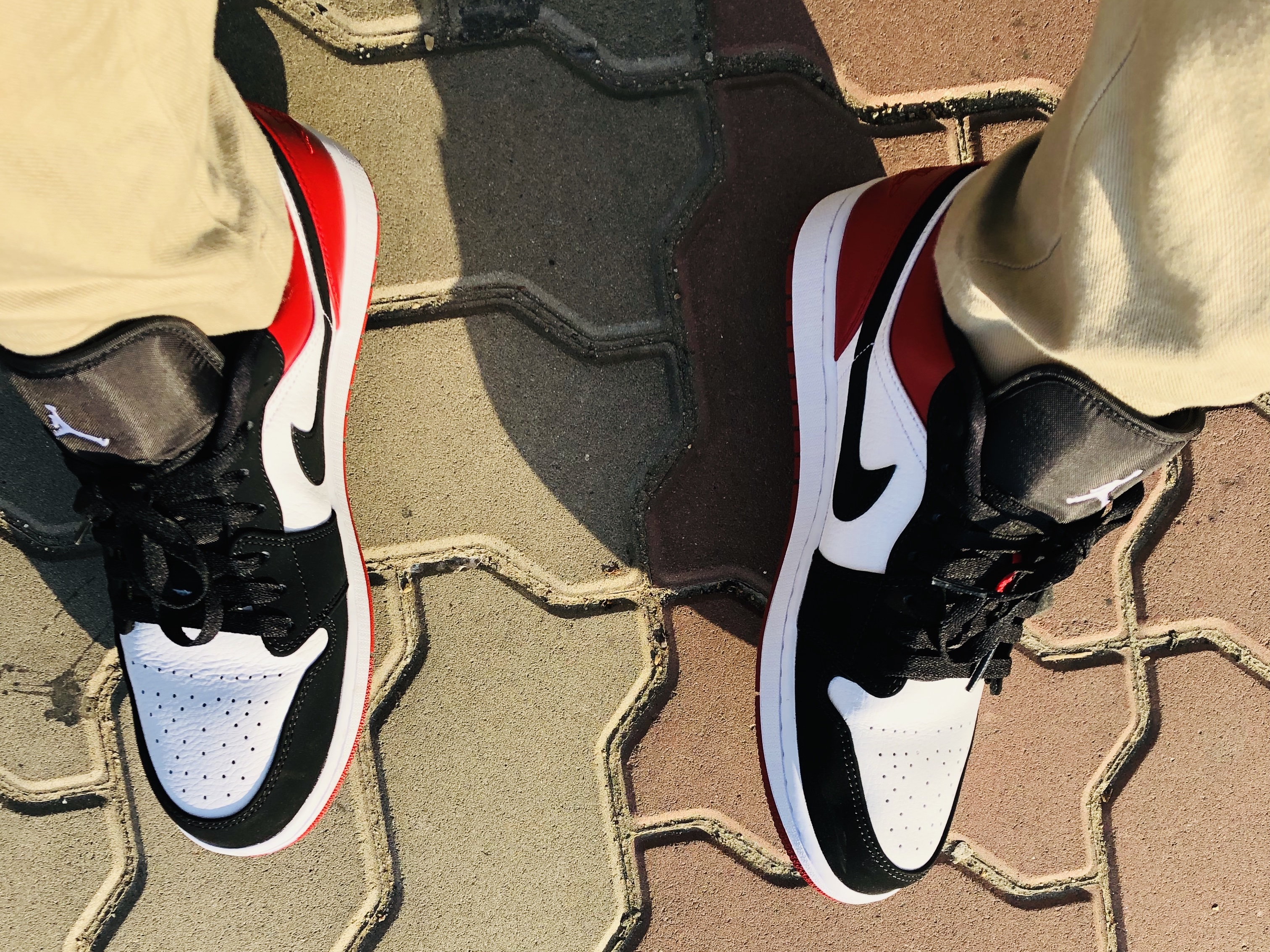 Jordan 1 Low Black Toe 착용 스타일