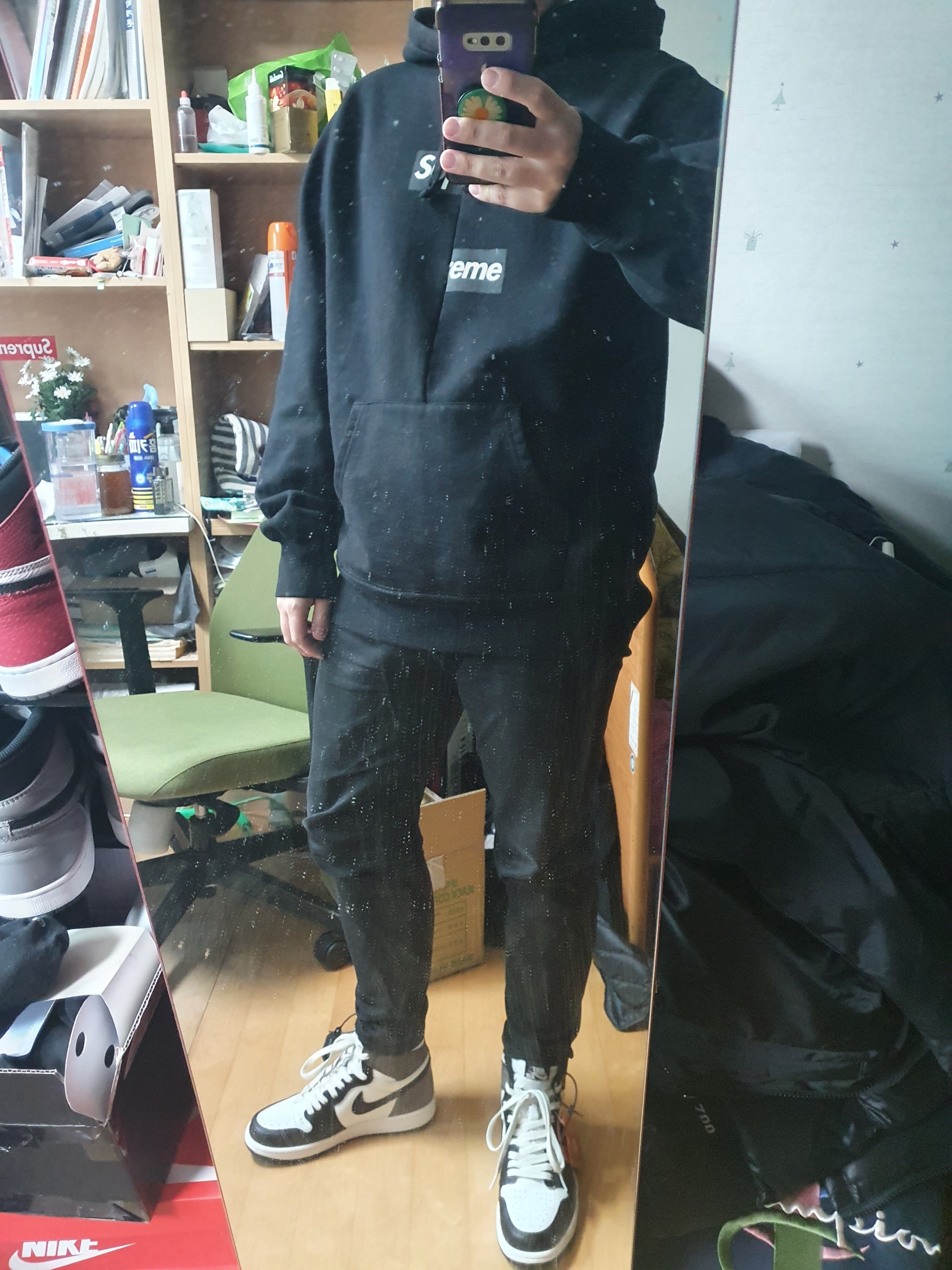 Jordan 1 Retro High OG Black Mocha 착용 스타일