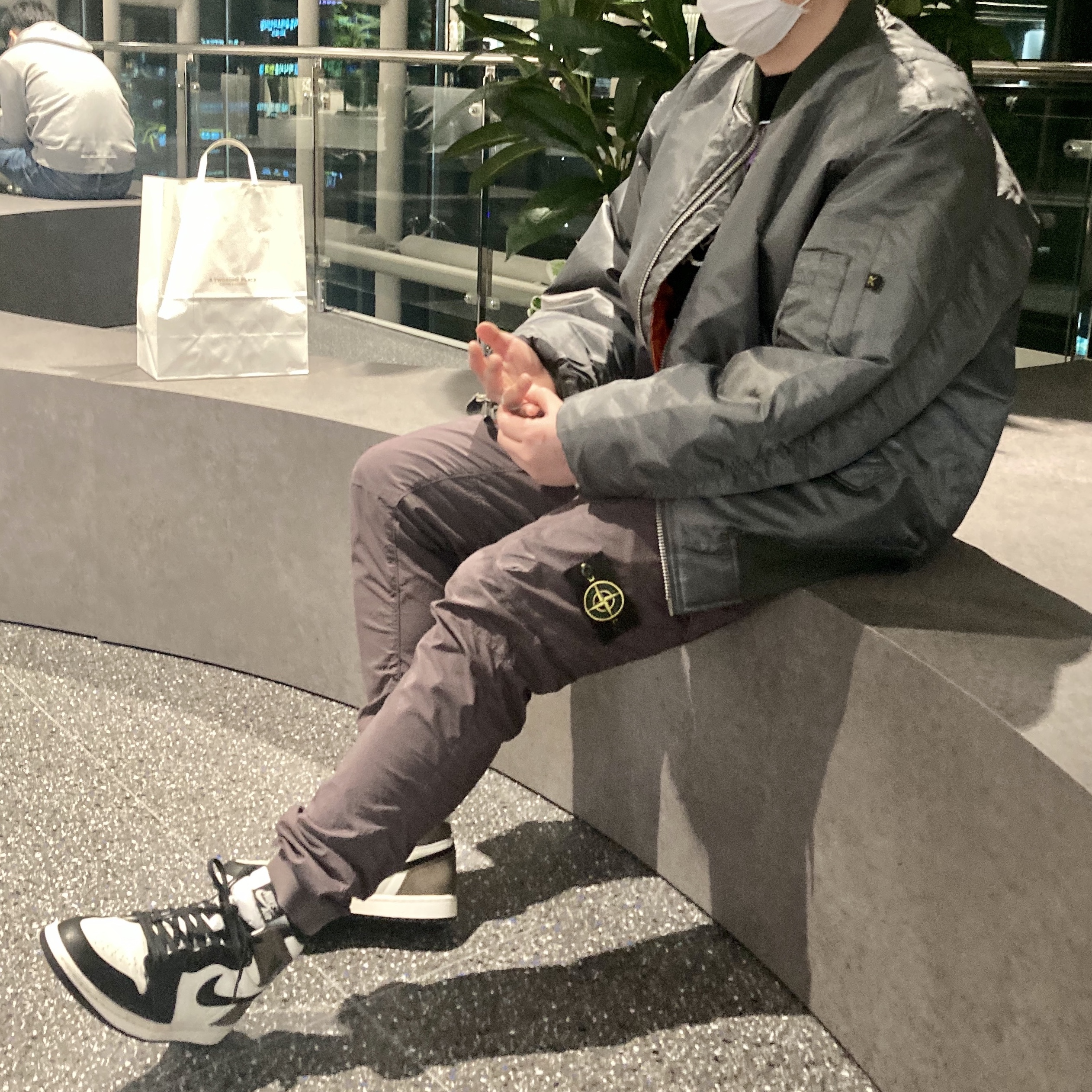 Jordan 1 Retro High OG Black Mocha 착용 스타일