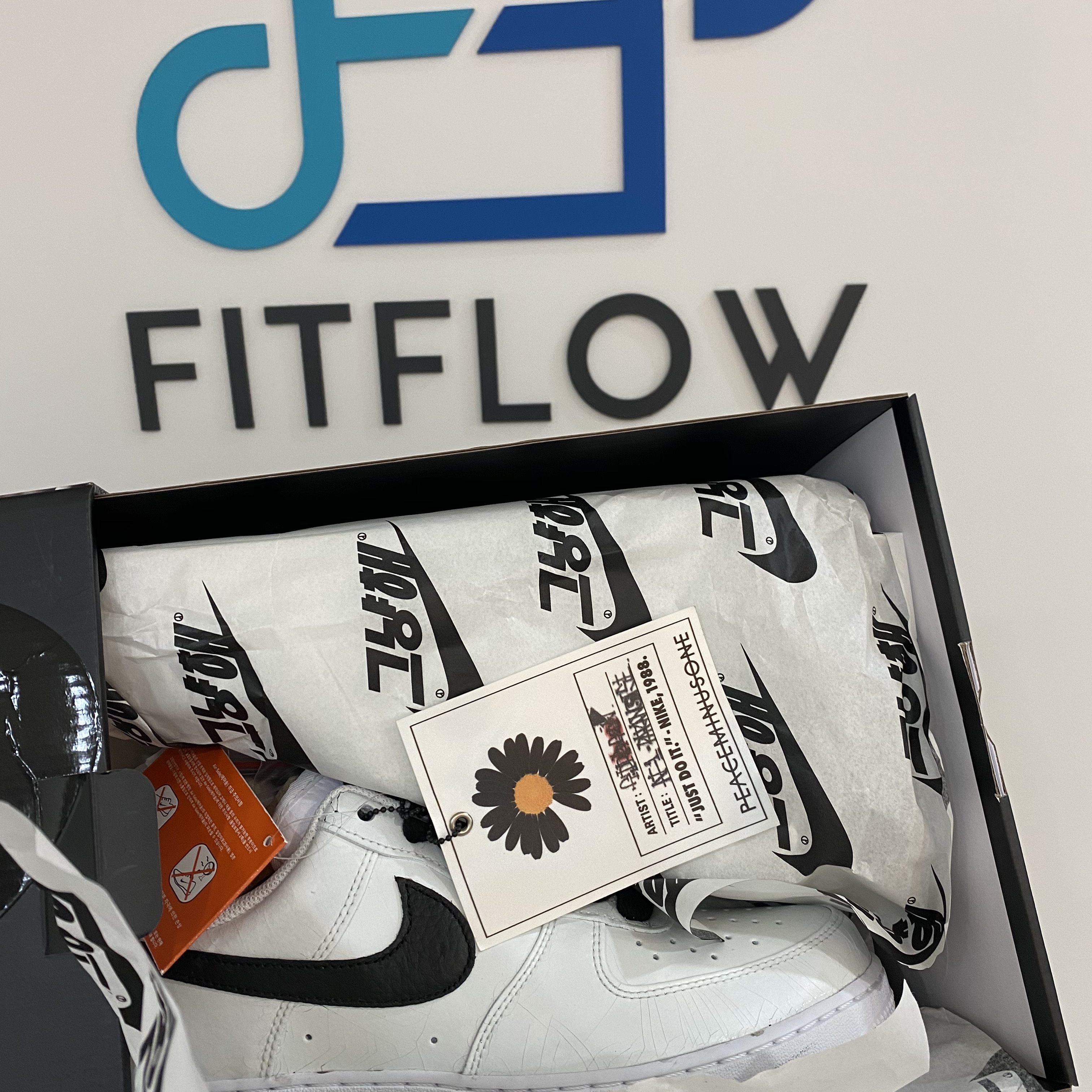 Nike x Peaceminusone Air Force 1 Low Para-Noise 2.0 착용 스타일