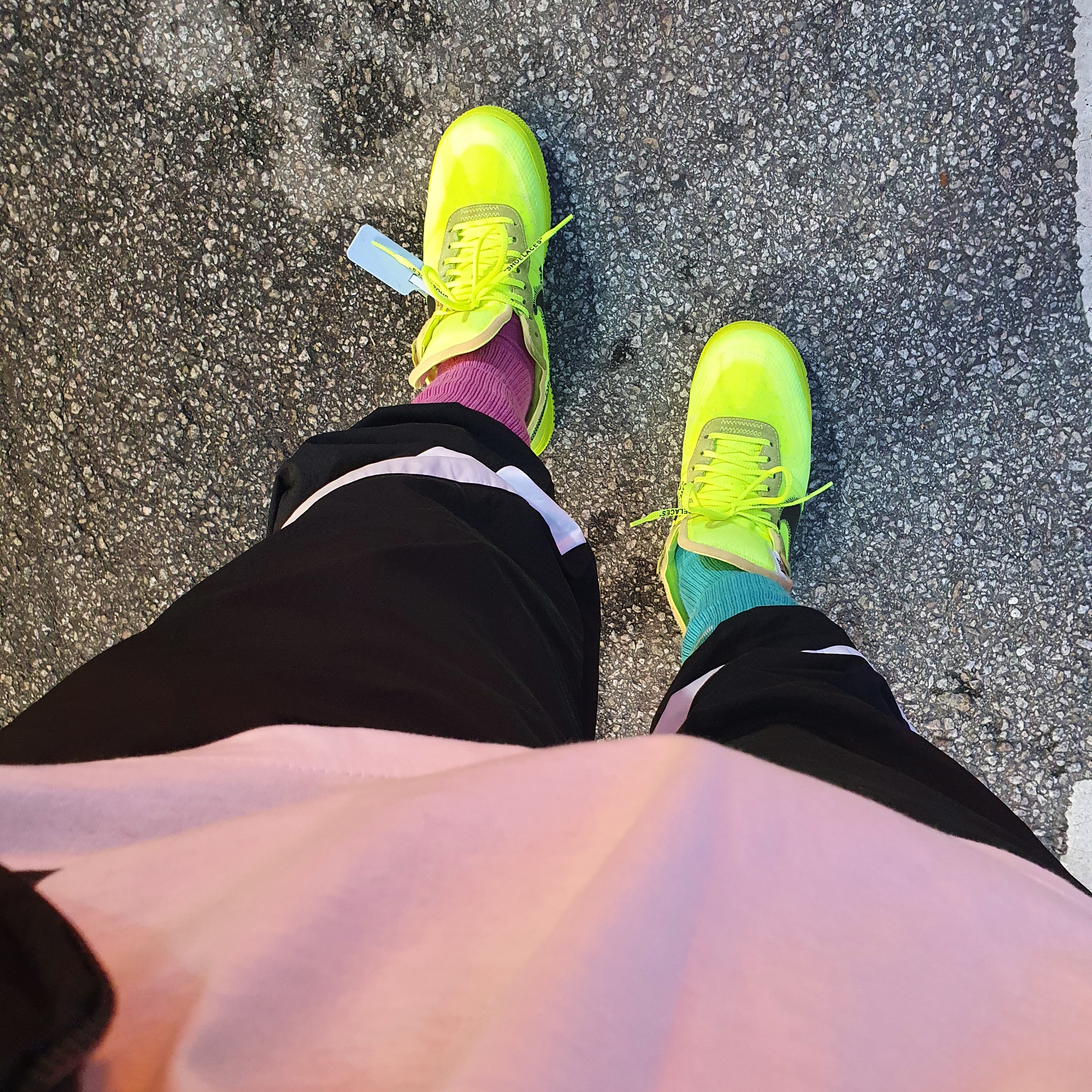 Nike x Off-White Air Force 1 Low Volt 착용 스타일